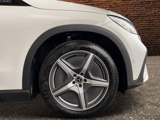 MERCEDES-BENZ EQE SUV 350 4 Matic-image-8