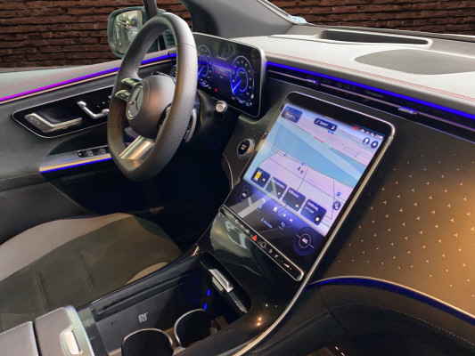MERCEDES-BENZ EQE SUV 350 4 Matic-image-14