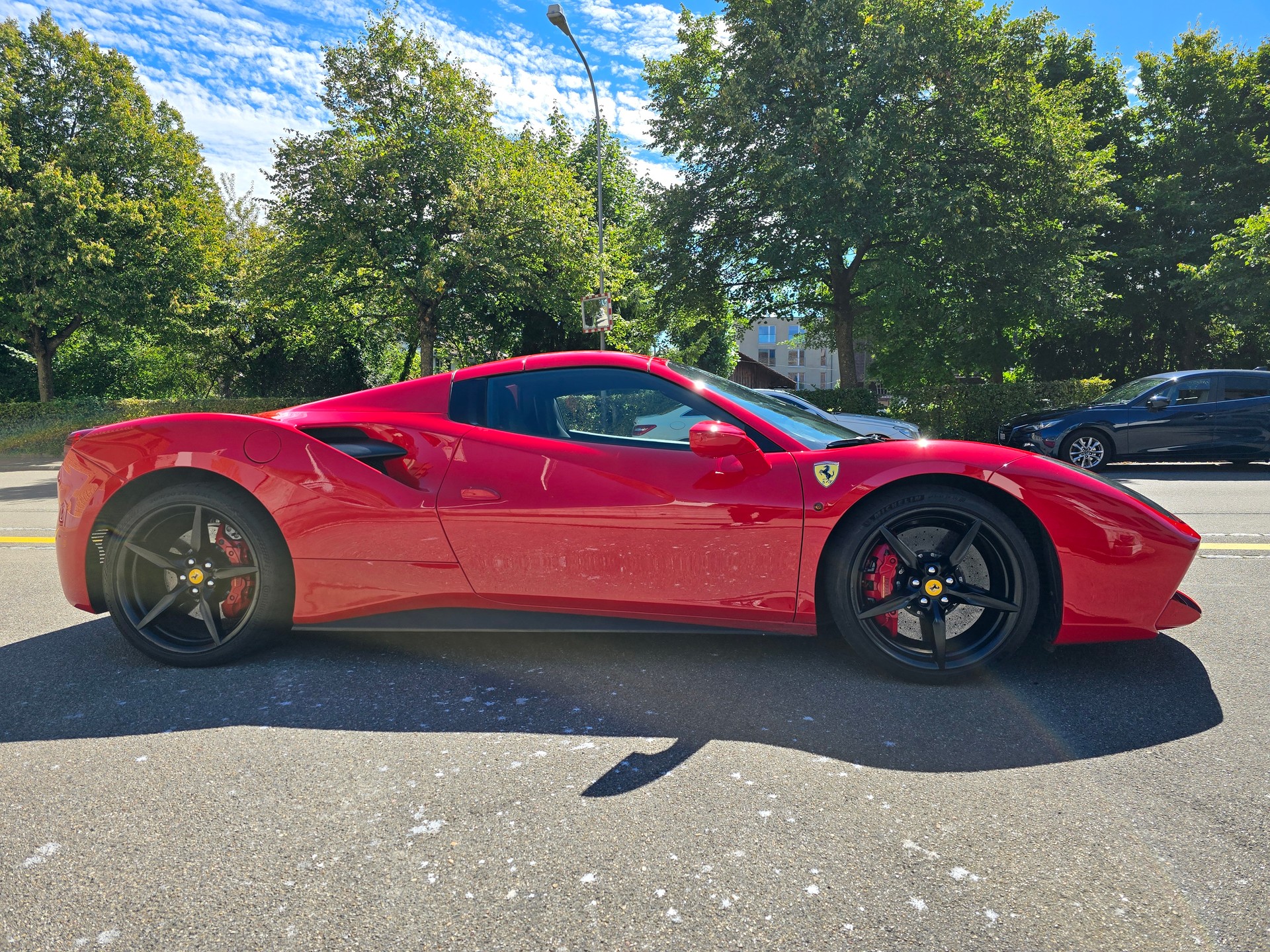 FERRARI 488 Spider 3.9 V8-image-2