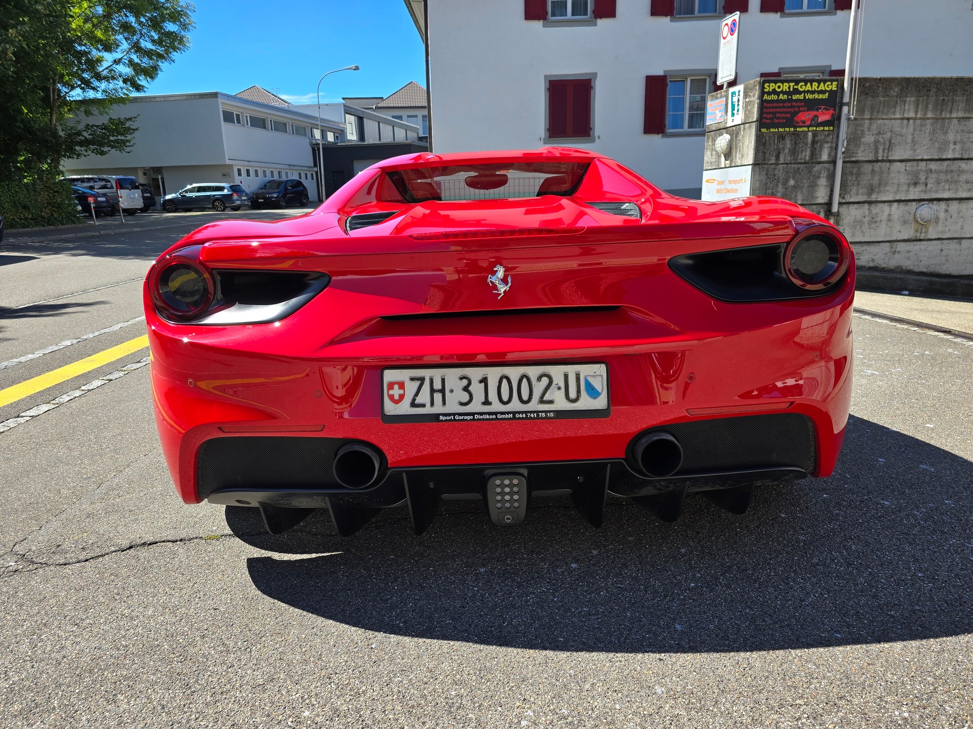 FERRARI 488 Spider 3.9 V8-image-4