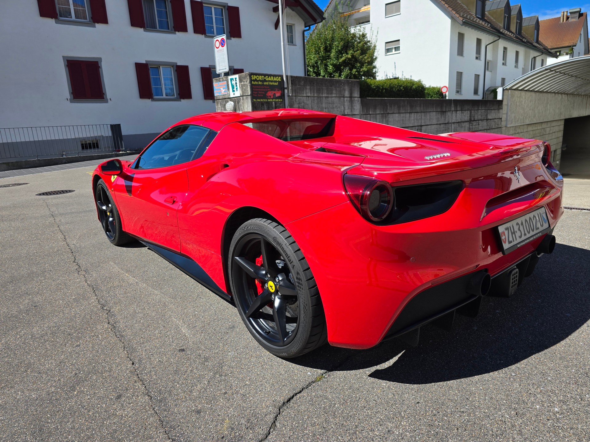 FERRARI 488 Spider 3.9 V8-image-5