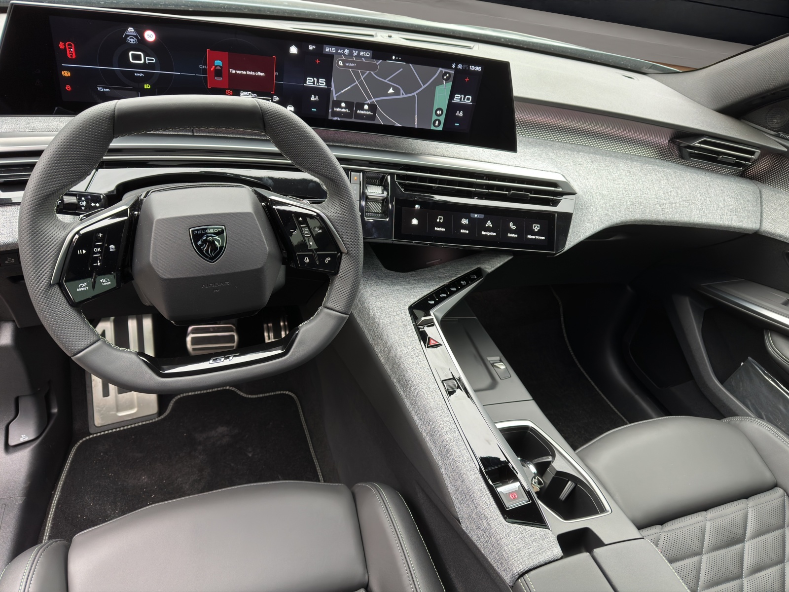 PEUGEOT 3008 NEW 136 e-DCS GT-image-6