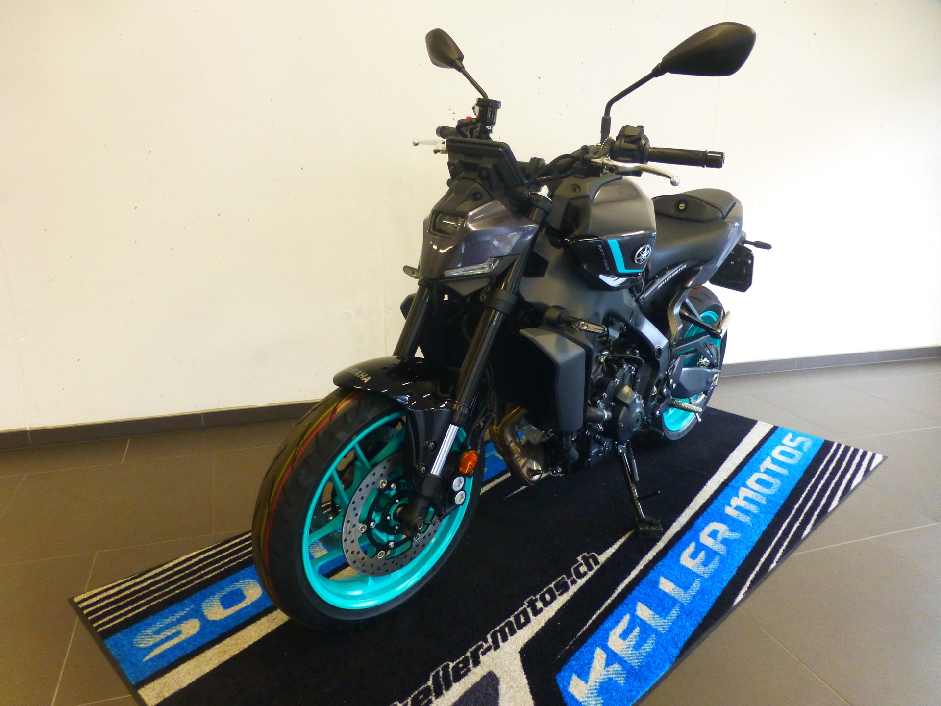 YAMAHA MT-09-image-5