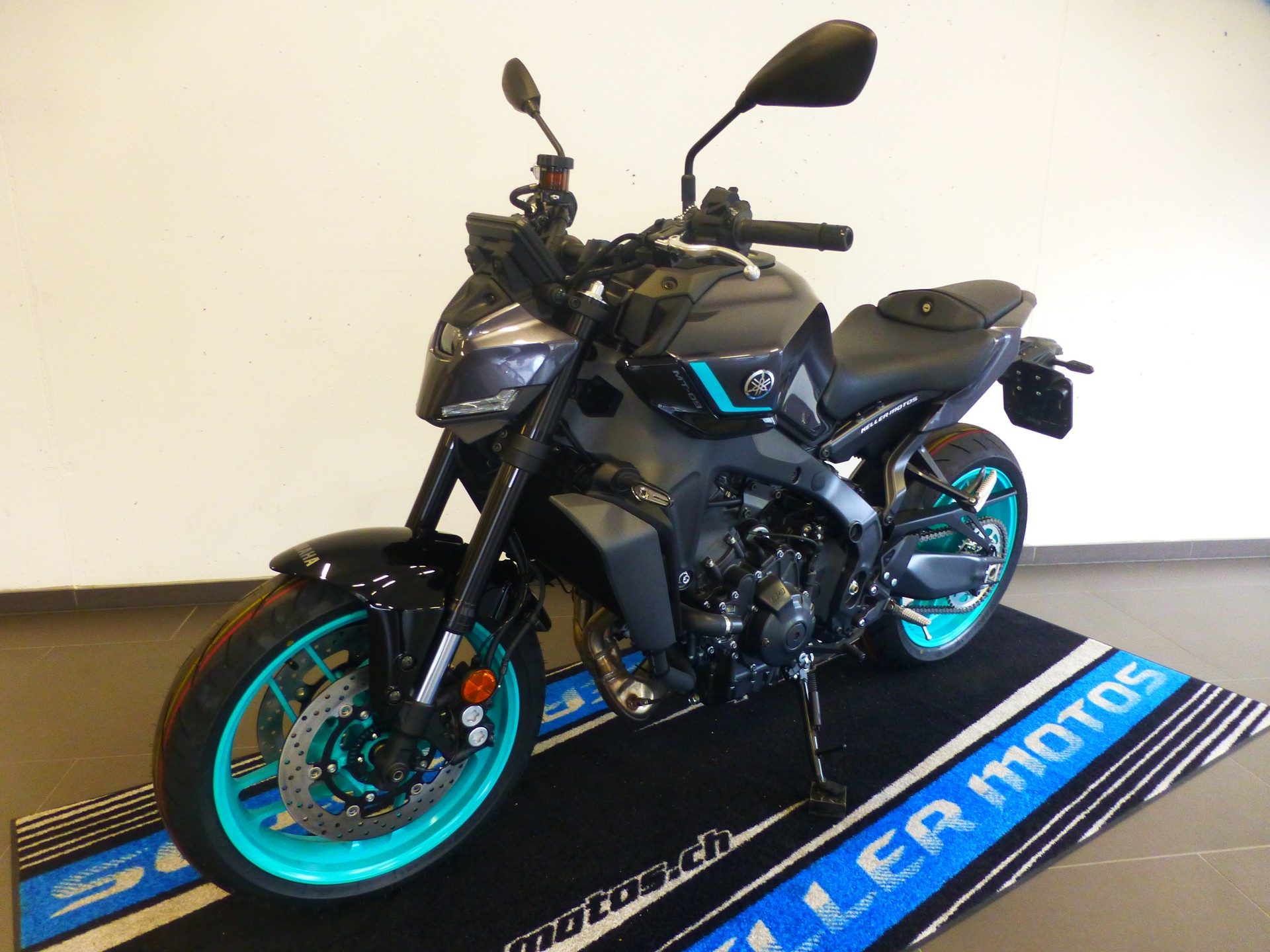 YAMAHA MT-09-image-6