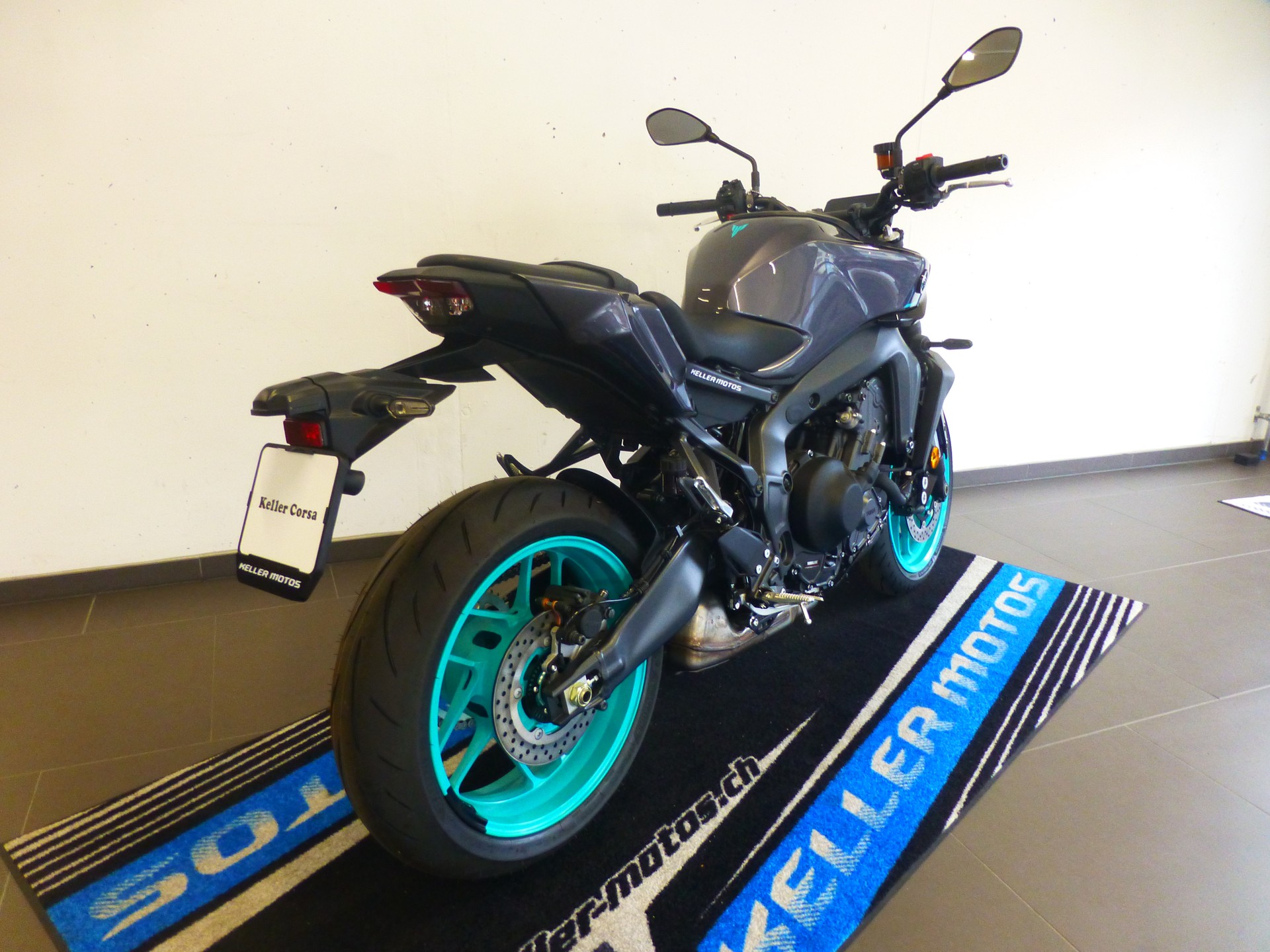 YAMAHA MT-09-image-10