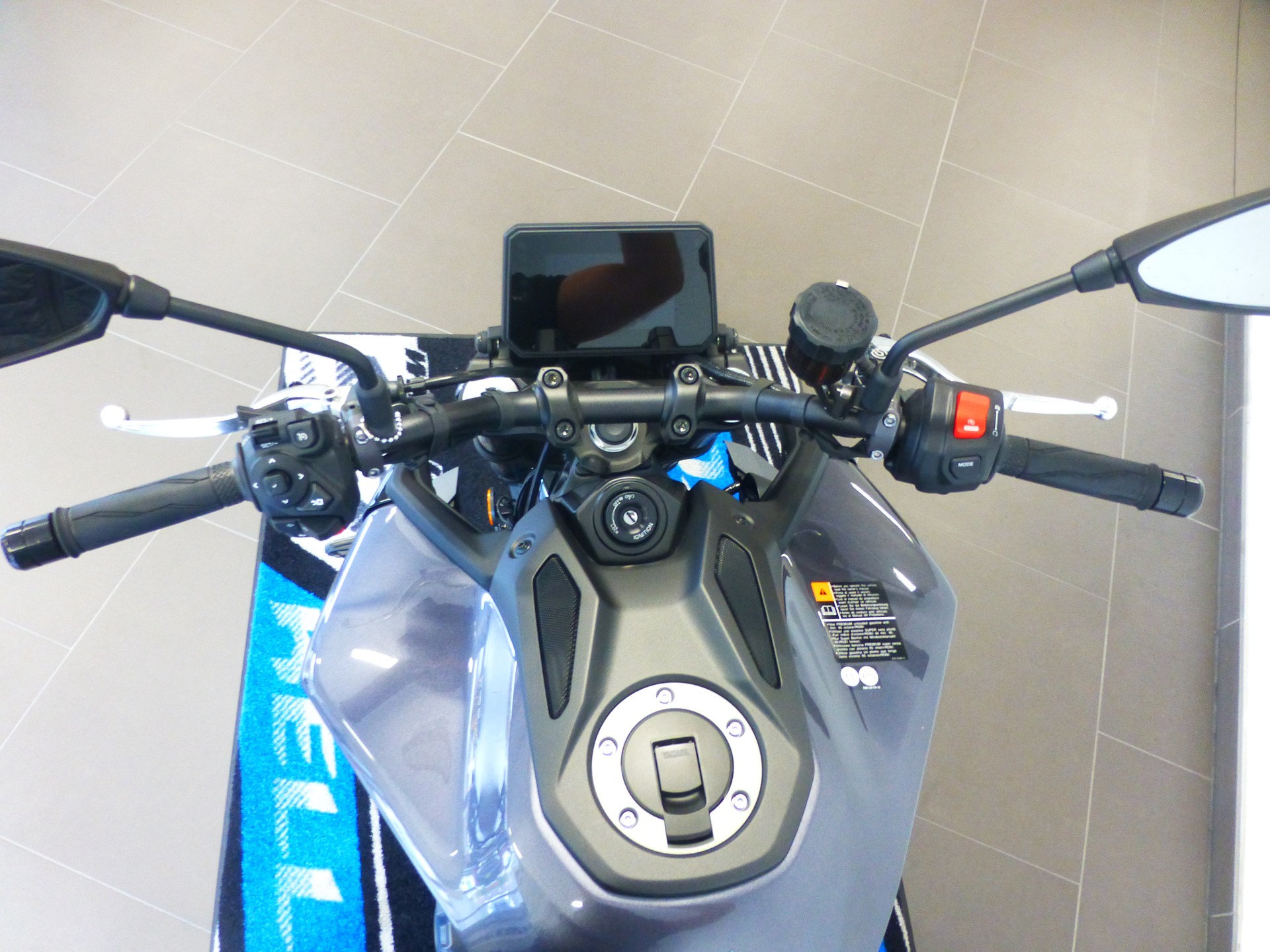 YAMAHA MT-09-image-8