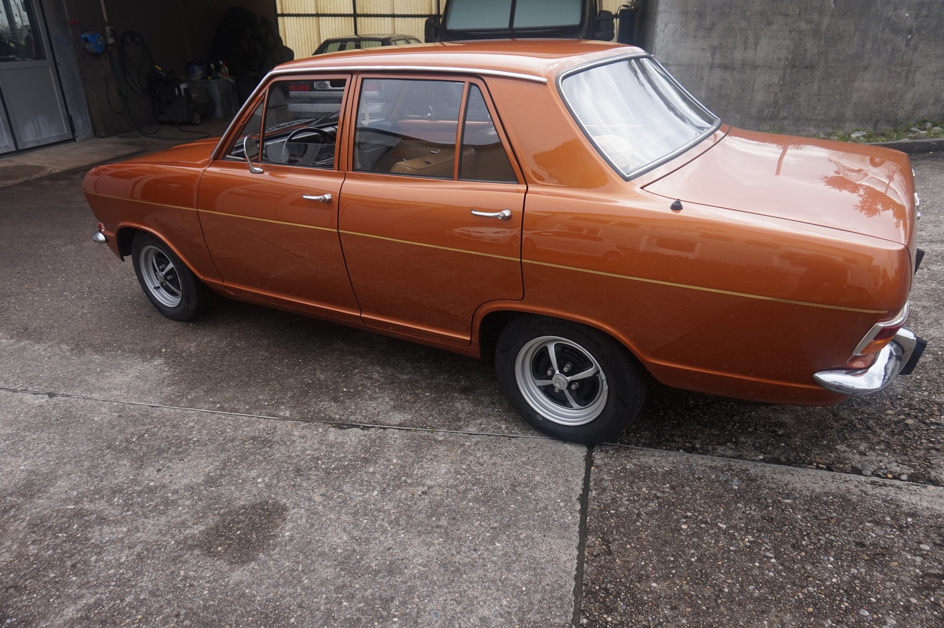 OPEL Kadett 1.2 SPECIAL-image-3