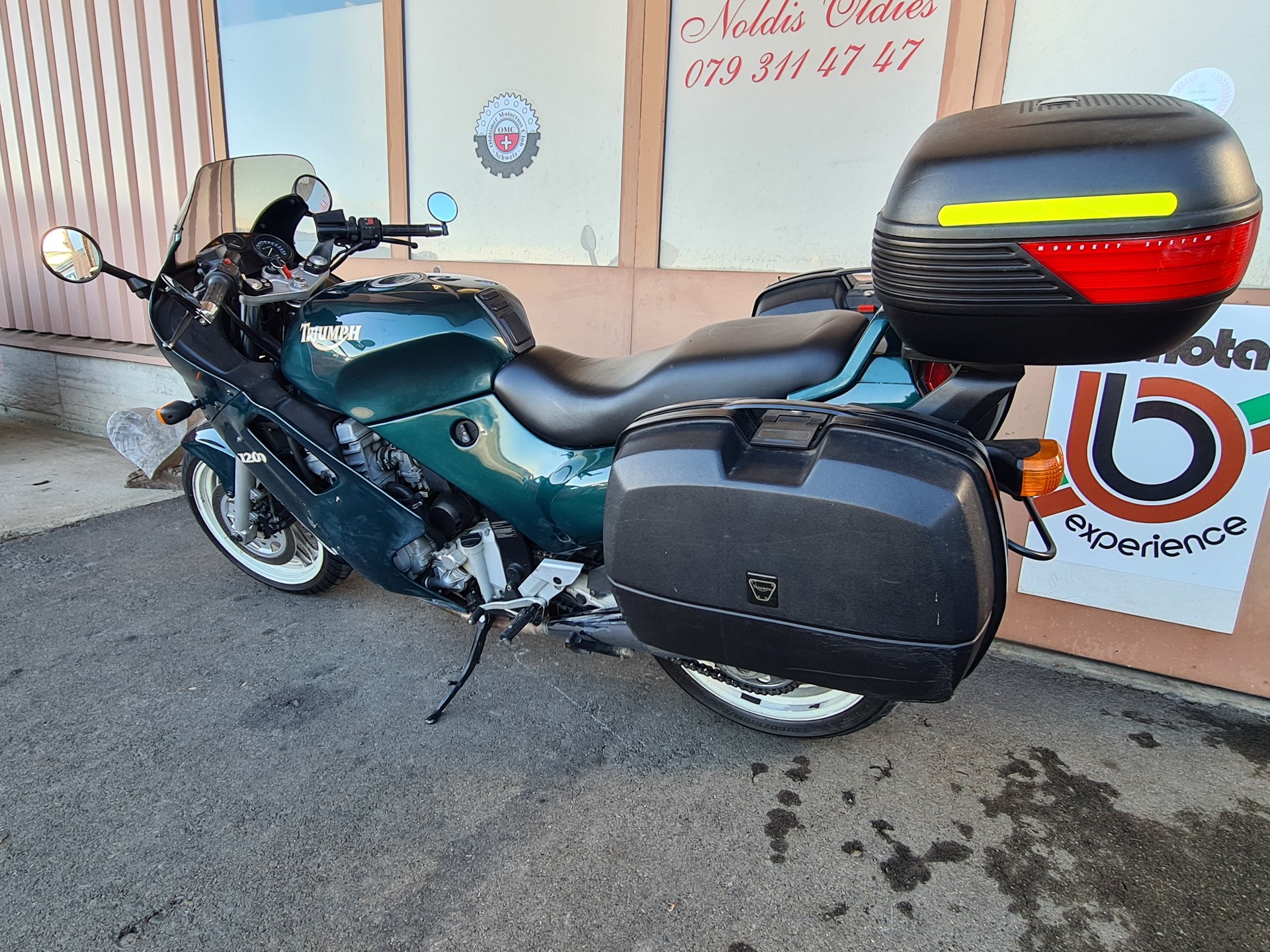 TRIUMPH Trophy 1200-image-6