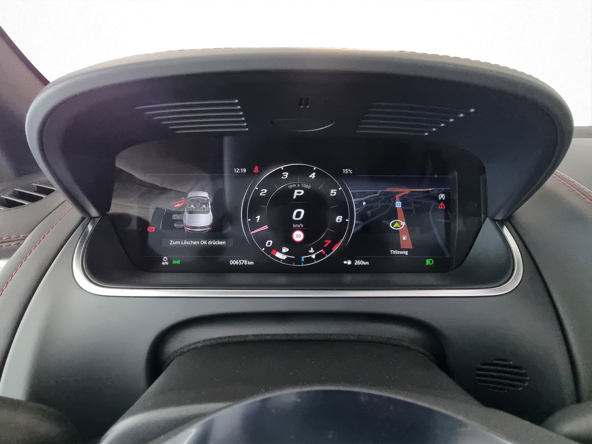 JAGUAR F-Type Convertible P575 5.0 V8 R AWD-image-7
