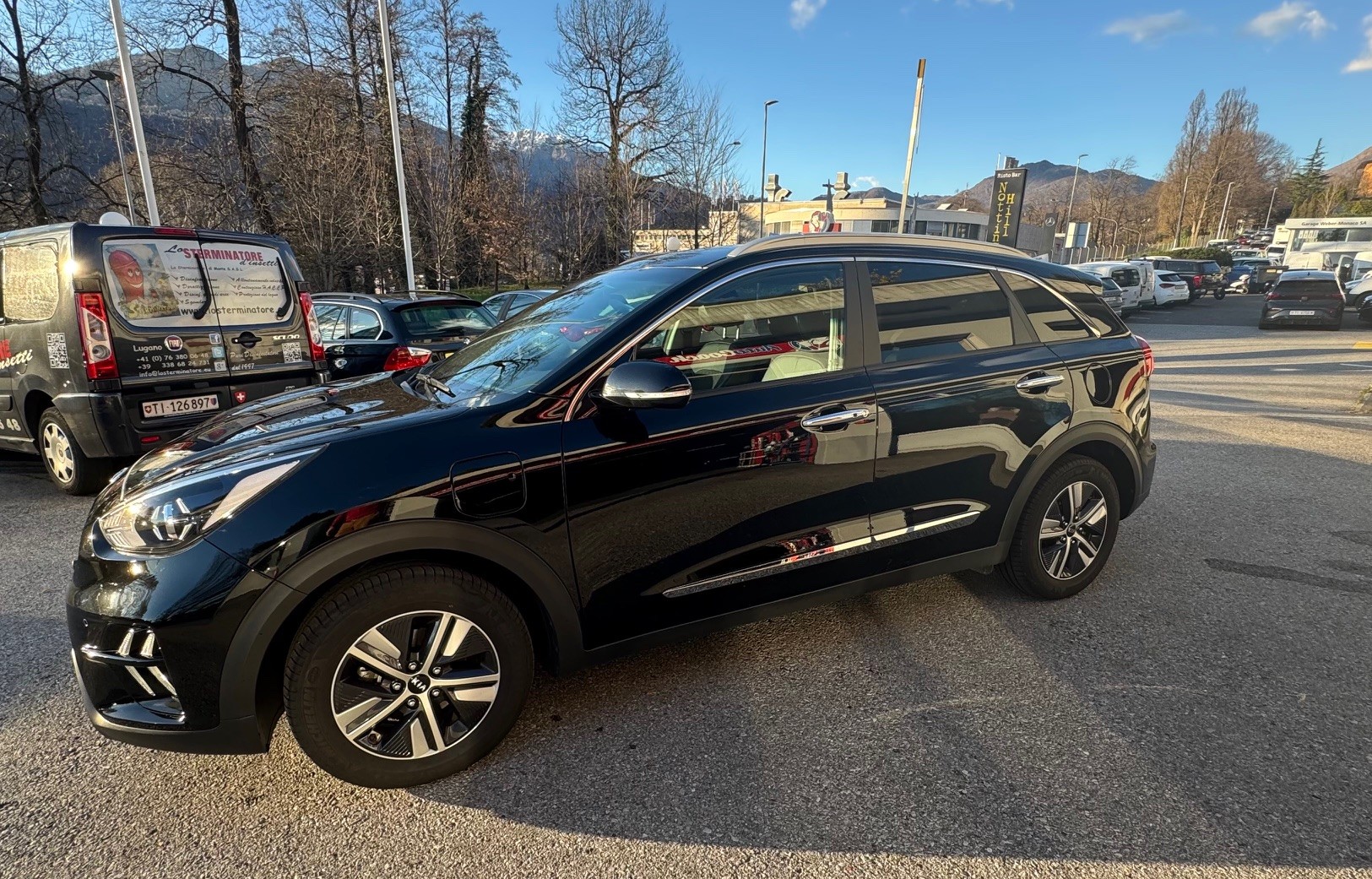 KIA Niro 1.6GDi Plug-in Hybrid Power DCT-image-8