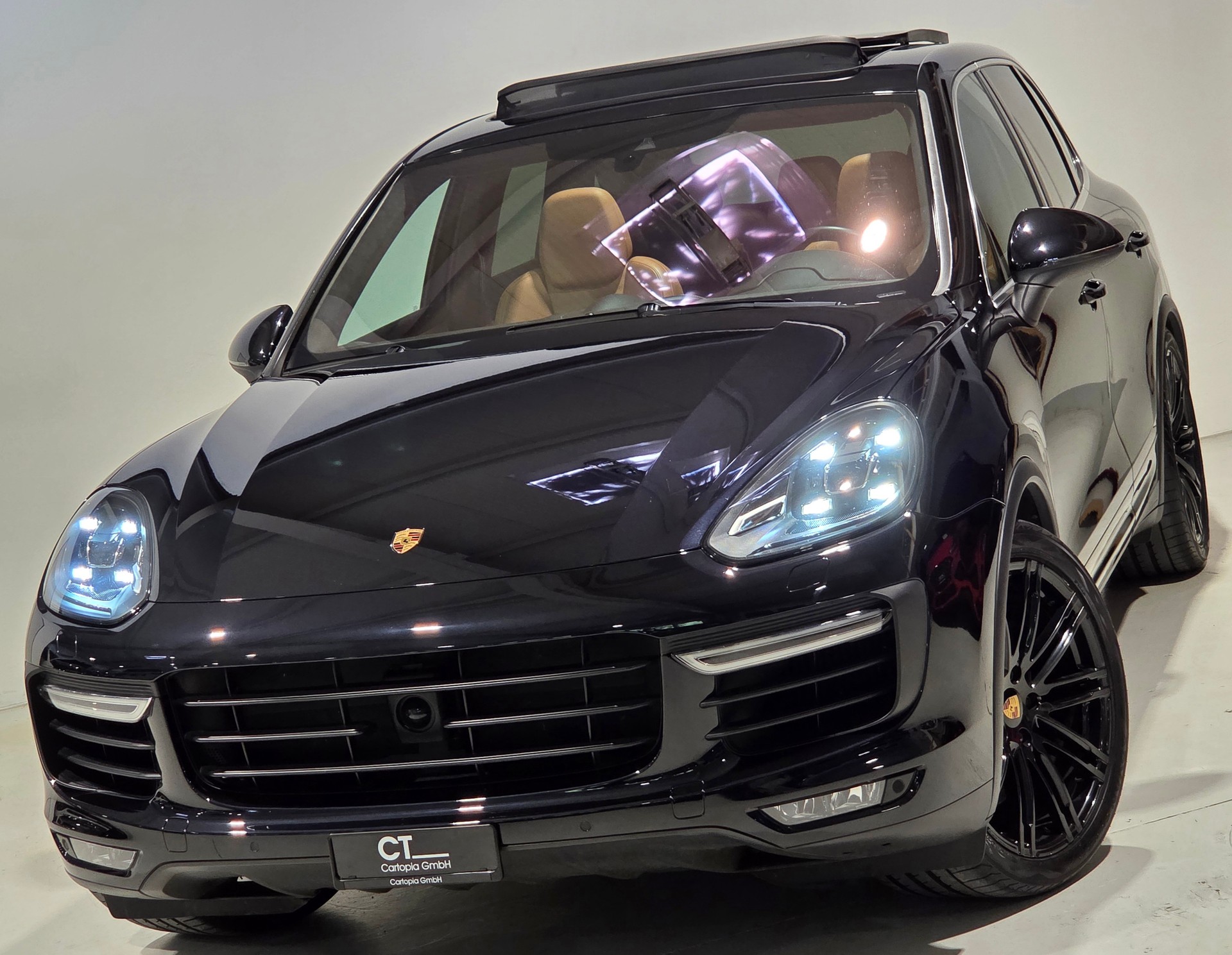 PORSCHE Cayenne Turbo