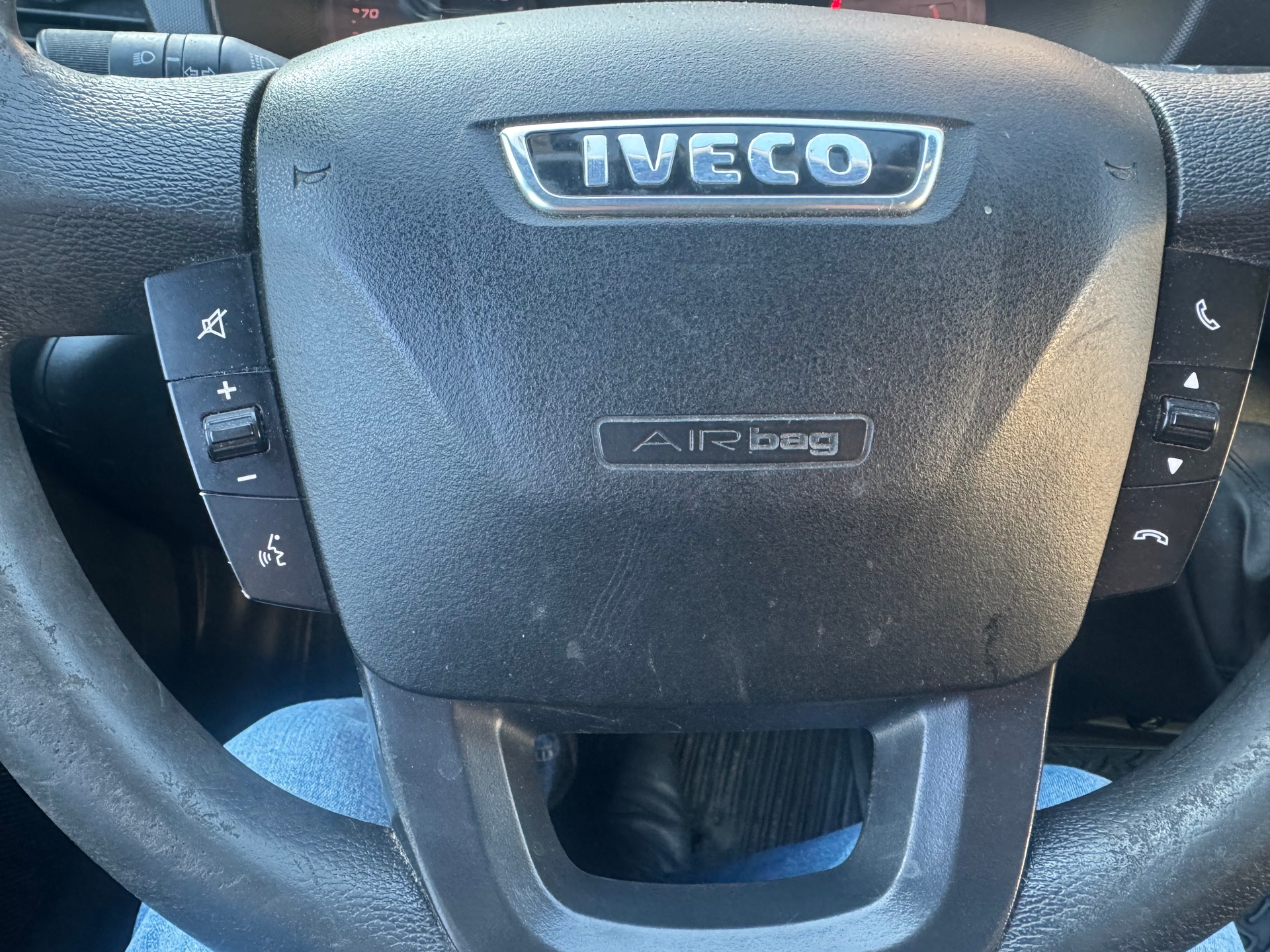 IVECO 35 S 18-image-3