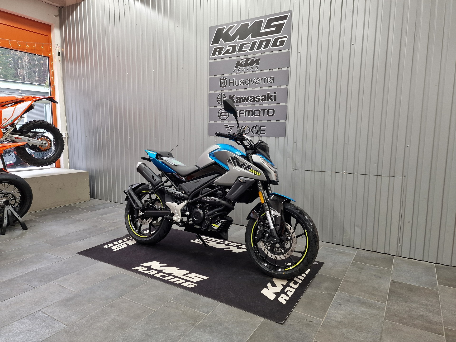 CF MOTO 125 NK-image-4