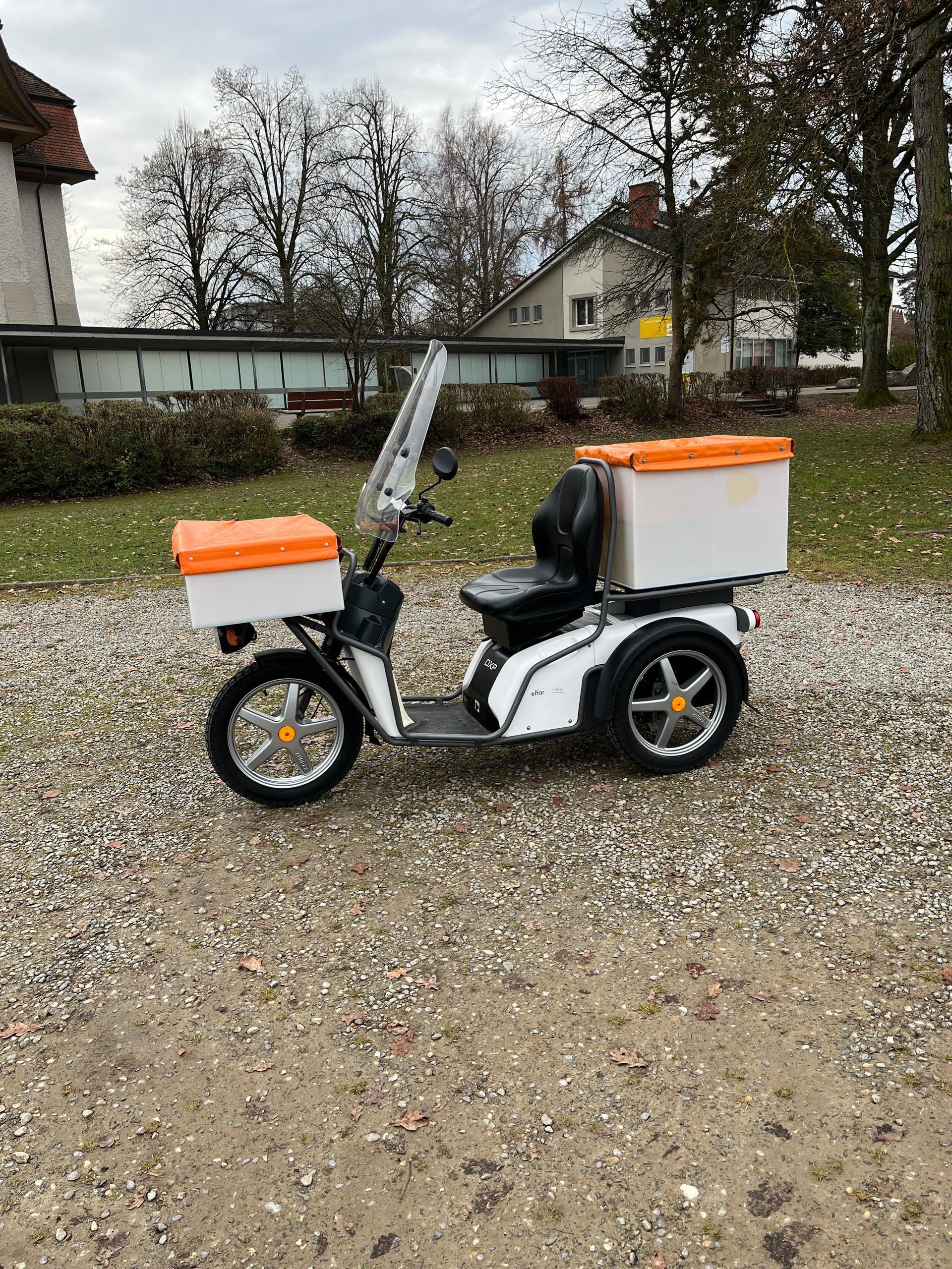 KYBURZ DXS 45km/h 240Ah Keyless-image-0