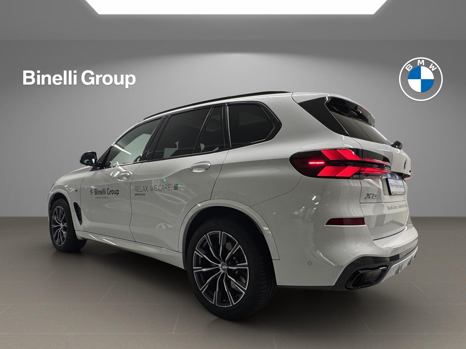 BMW X5 xDrive 30d MSport Pro-showroom-element-2