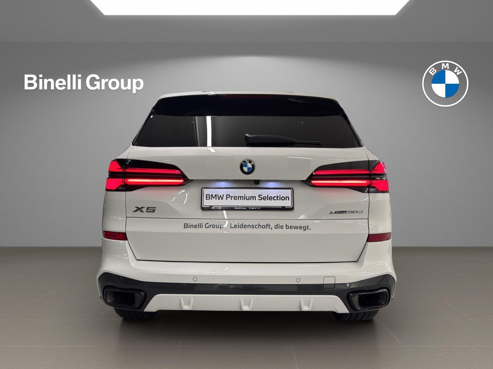 BMW X5 xDrive 30d MSport Pro-showroom-element-3