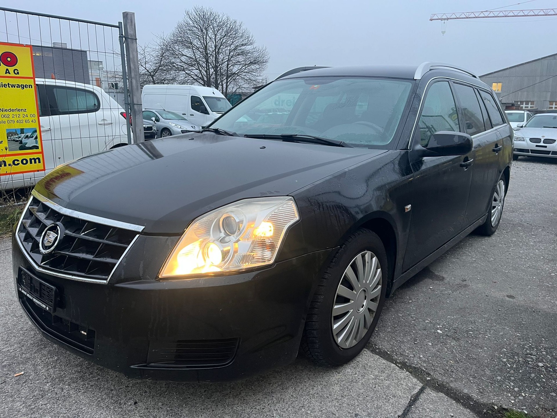 CADILLAC BLS Wagon 1.9TD Elegance Automatic-image-1
