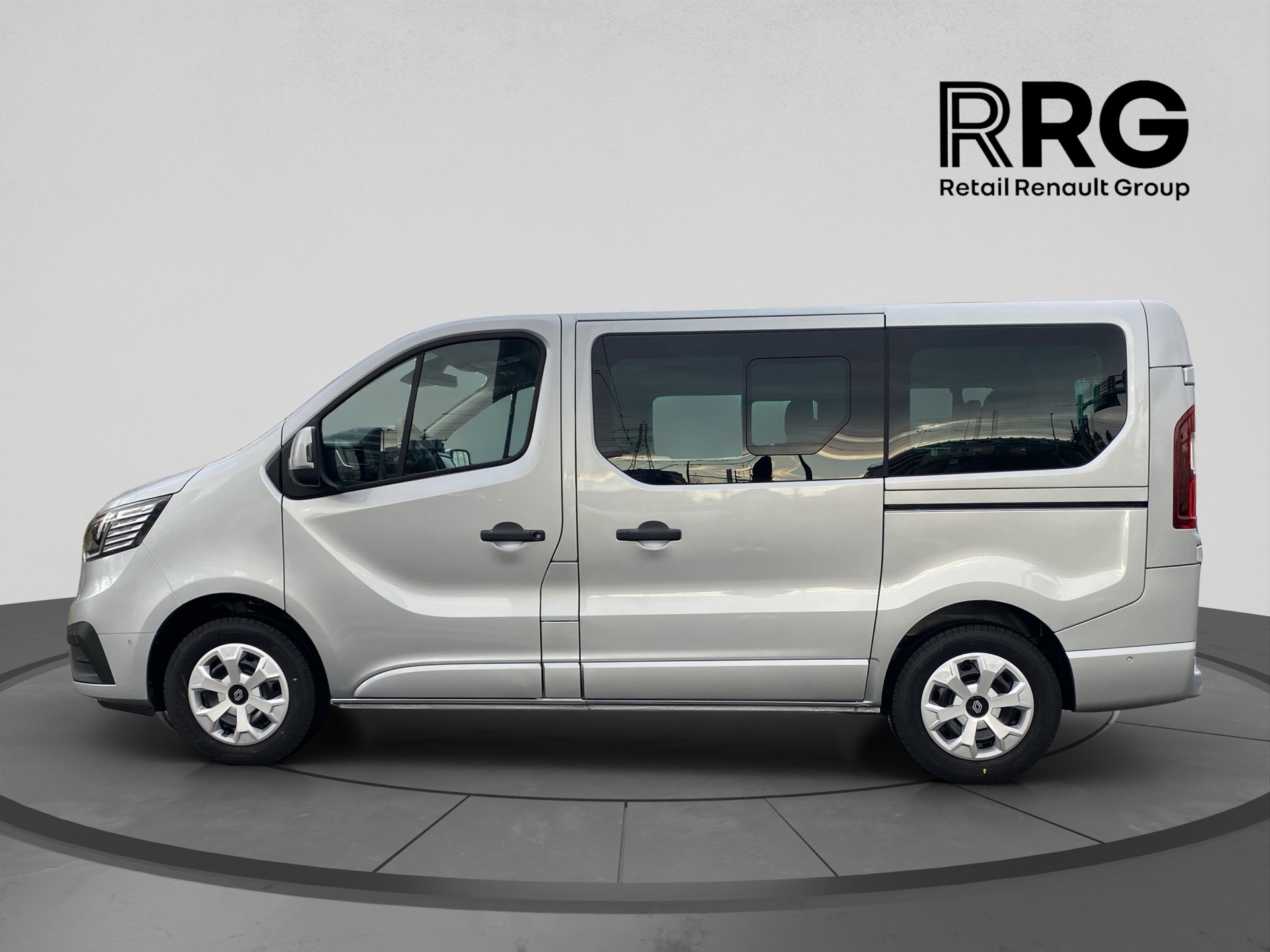 RENAULT Trafic Blue dCi 150 Passenger Techno-image-5