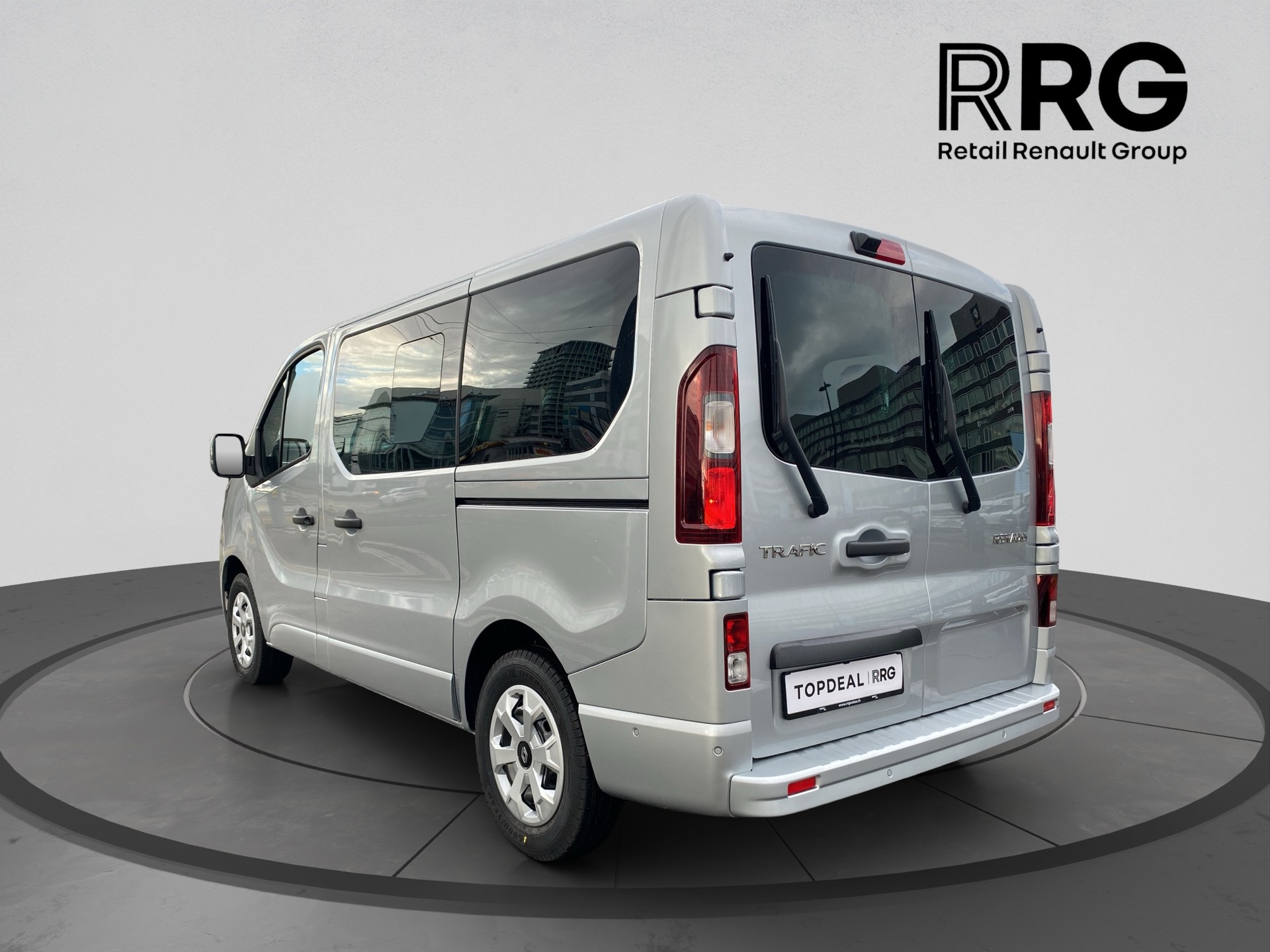 RENAULT Trafic Blue dCi 150 Passenger Techno-image-4