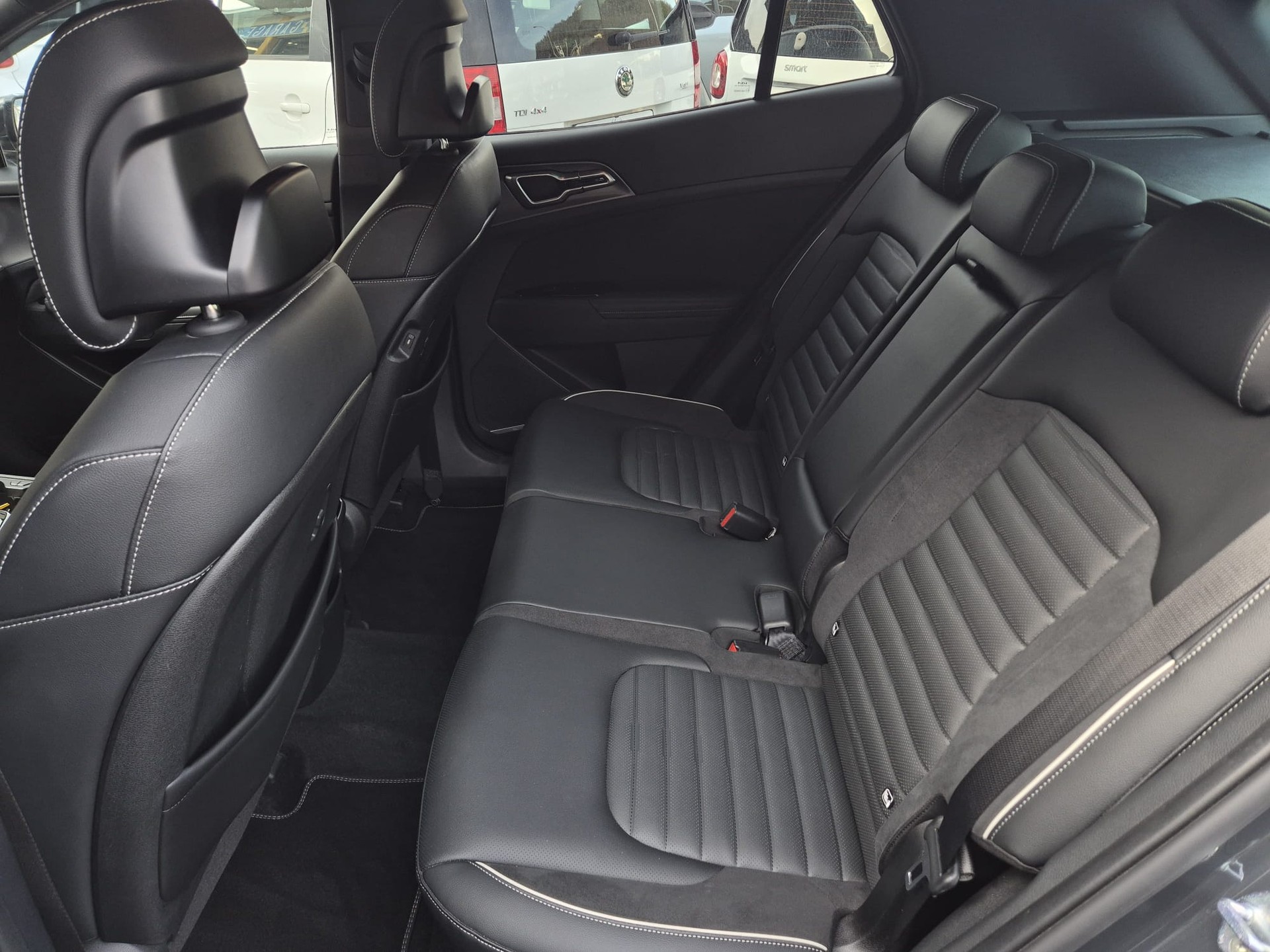 KIA Sportage 1.6T-GDi MHEV GT-Line 4x4 7DCT-image-9