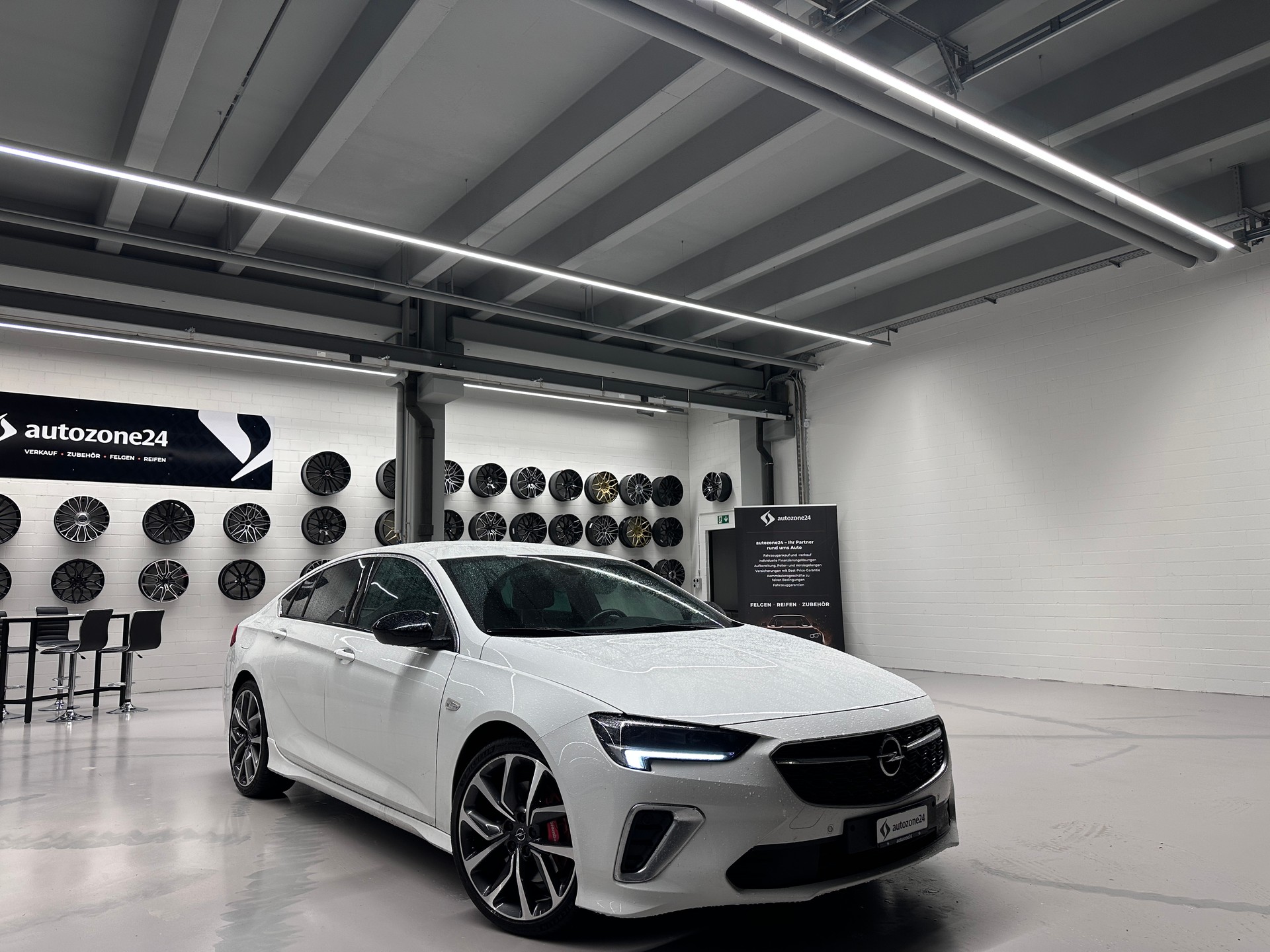 OPEL Insignia Grand Sport 2.0 T GSi AWD *CH-Auto*Frisch MFK*Garantie*Lückenlose Servicehistorie bei Opel*-image-7