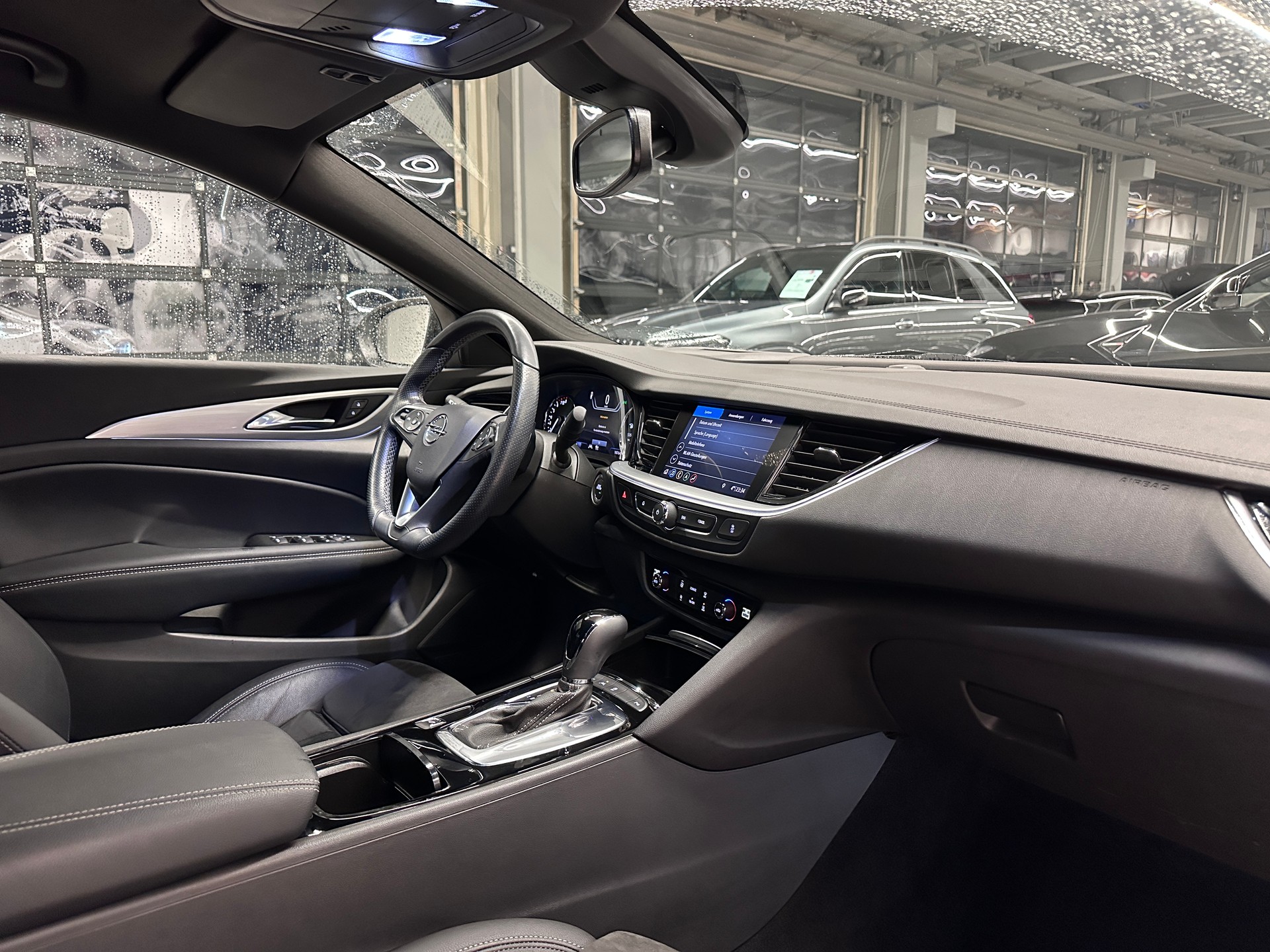 OPEL Insignia Grand Sport 2.0 T GSi AWD *CH-Auto*Frisch MFK*Garantie*Lückenlose Servicehistorie bei Opel*-image-11