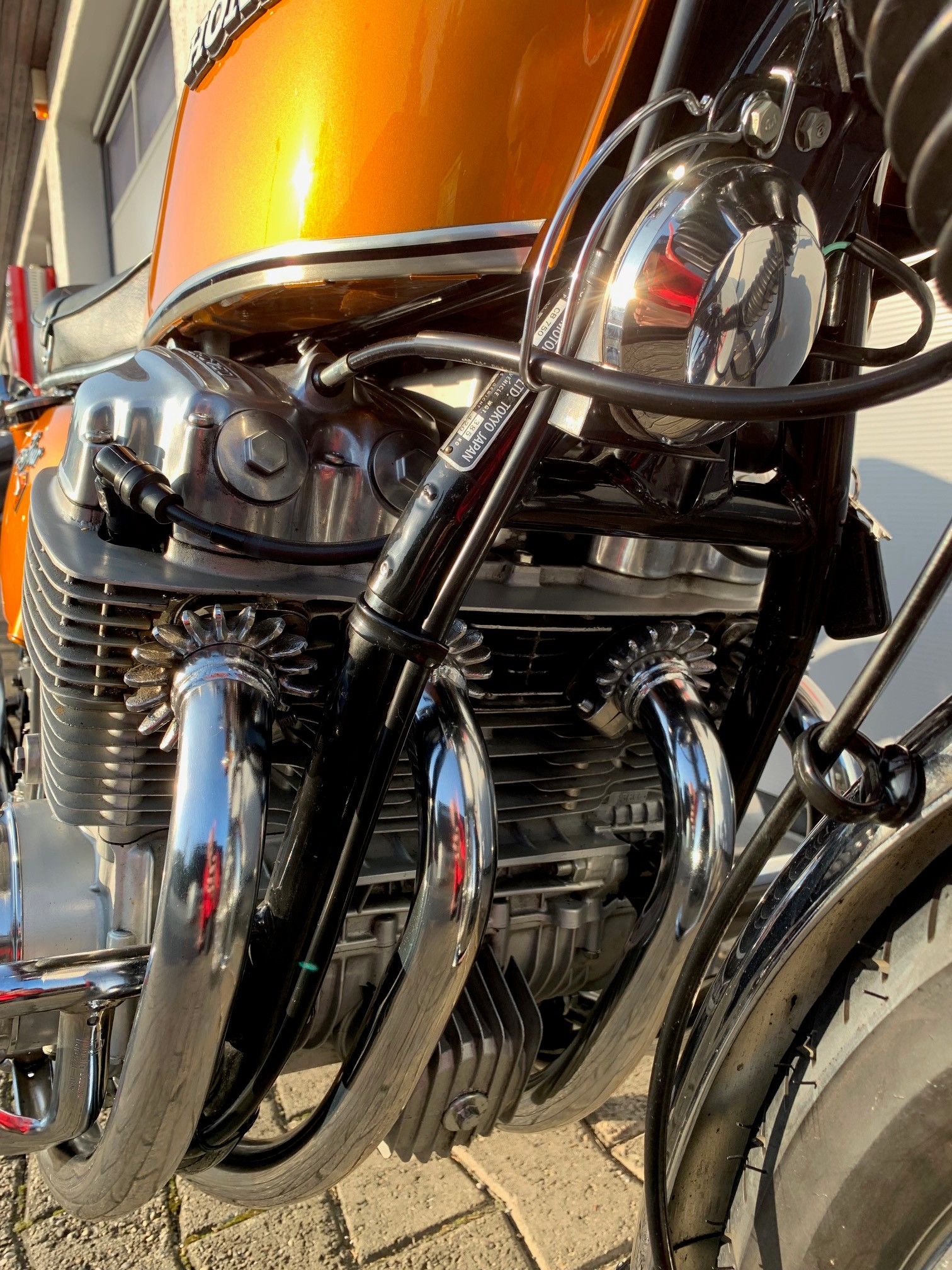 HONDA CB750 K2-image-10