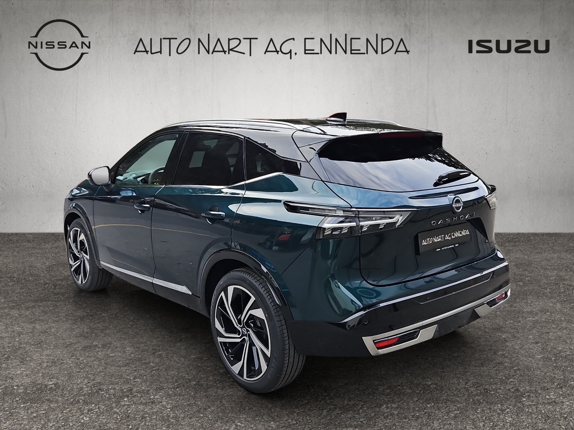 NISSAN Qashqai 1.3 MHEV Tekna+ 4x4 - Ocean green-showroom-element-2