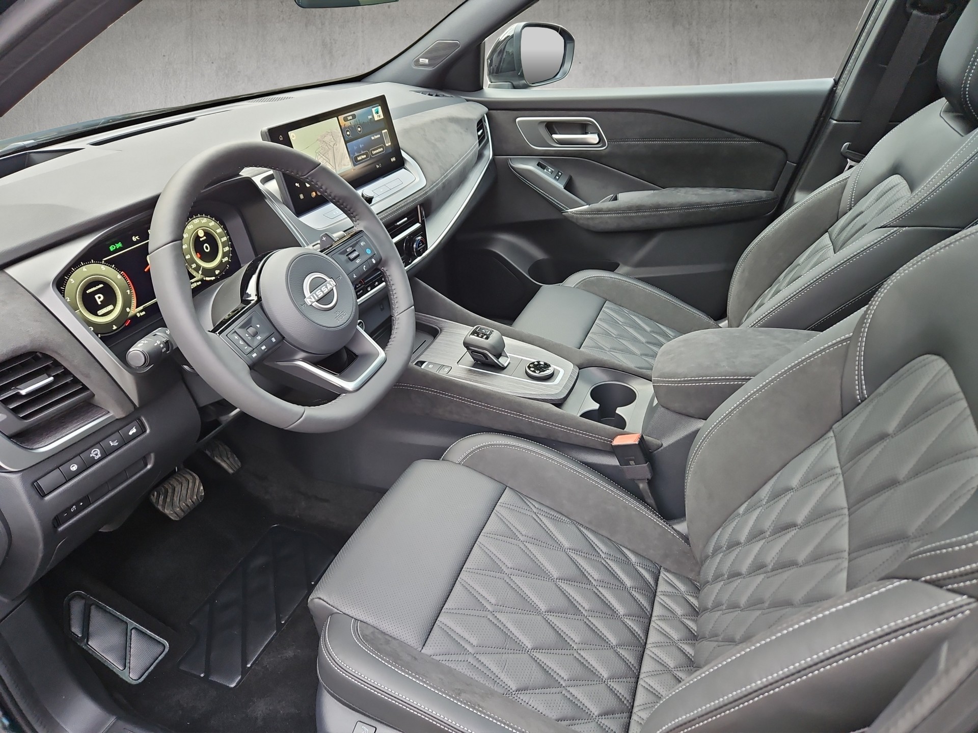 NISSAN Qashqai 1.3 MHEV Tekna+ 4x4 - Ocean green-image-9