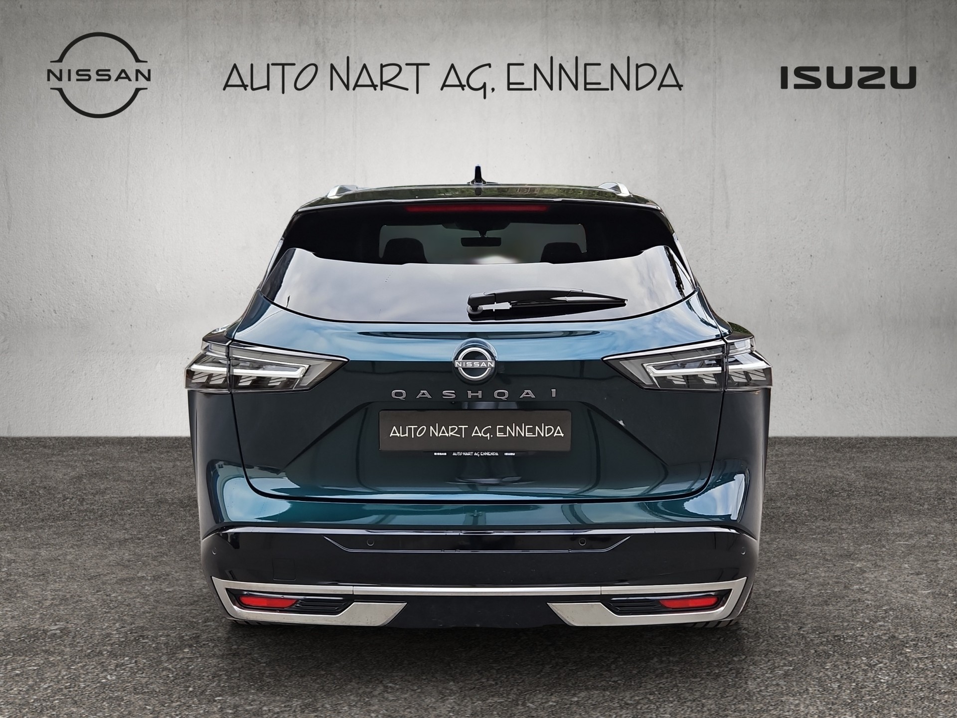 NISSAN Qashqai 1.3 MHEV Tekna+ 4x4 - Ocean green-showroom-element-3