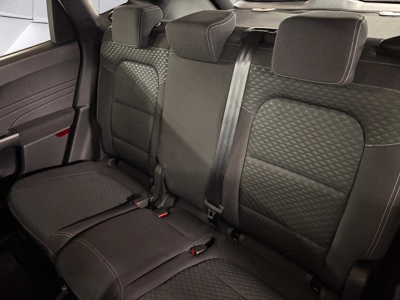 FORD Kuga 2.5 FHEV Cool & Connect 4WD/ 8 roues-image-14
