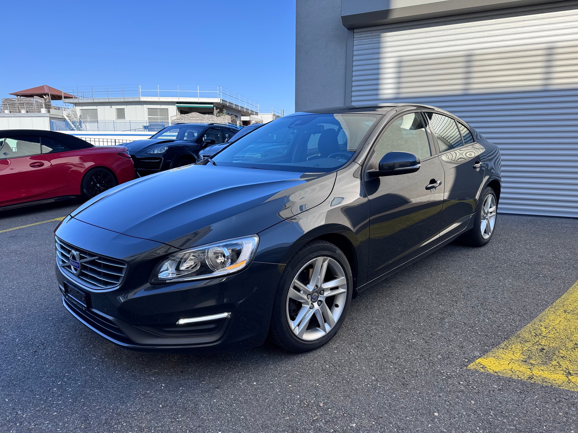 VOLVO S60 D4 Geartronic-showroom-element-1