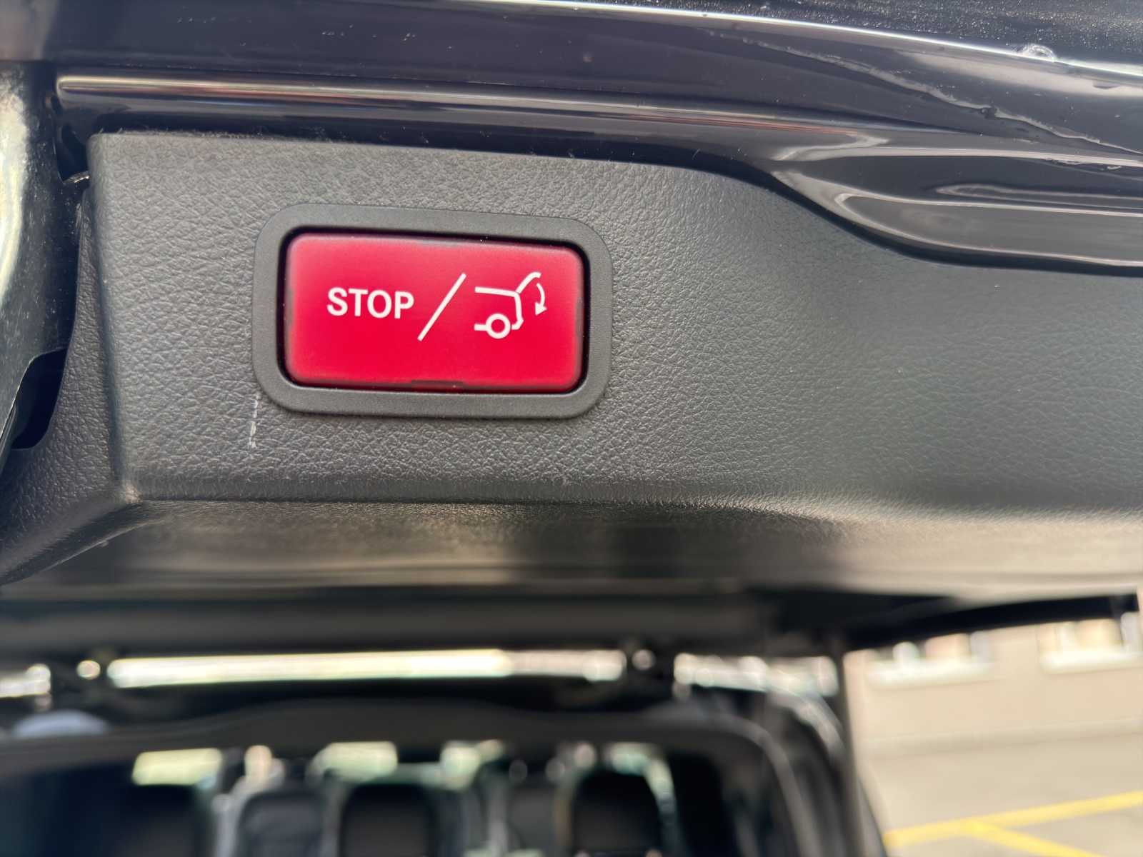 MERCEDES-BENZ V 300 d lang Avantgarde 4Matic 9G-Tronic-image-22