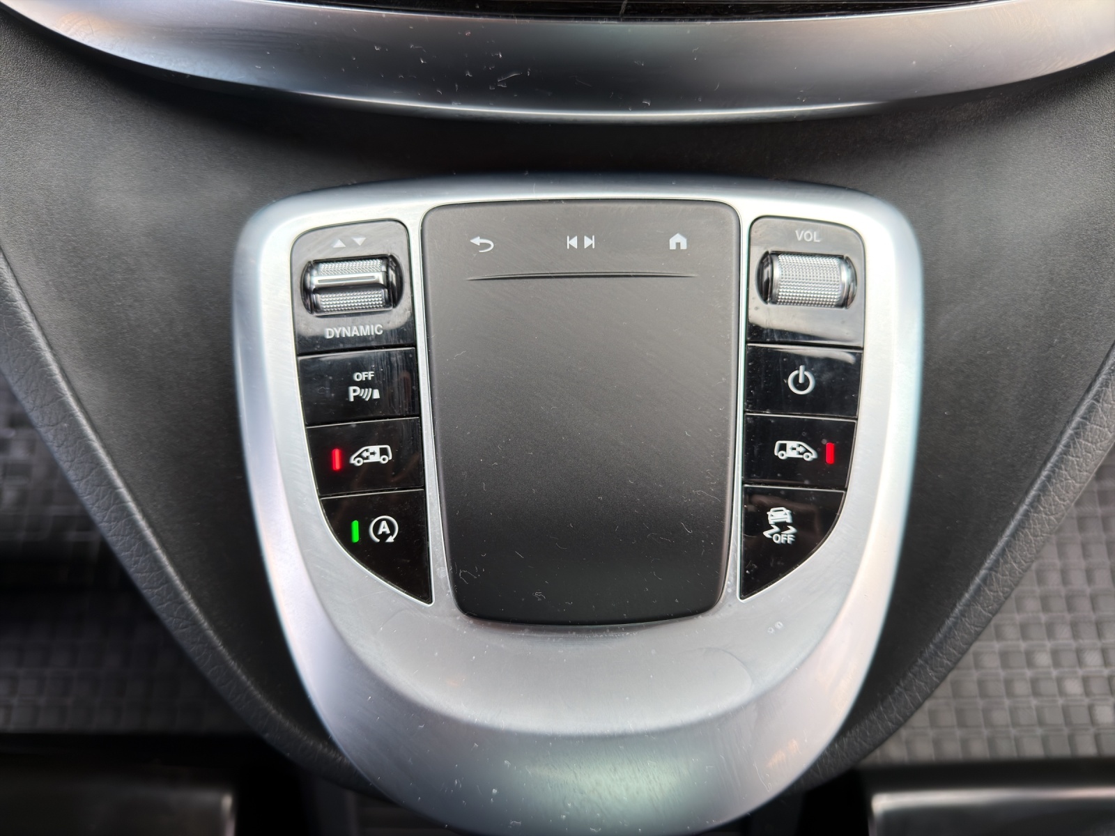 MERCEDES-BENZ V 300 d lang Avantgarde 4Matic 9G-Tronic-image-14