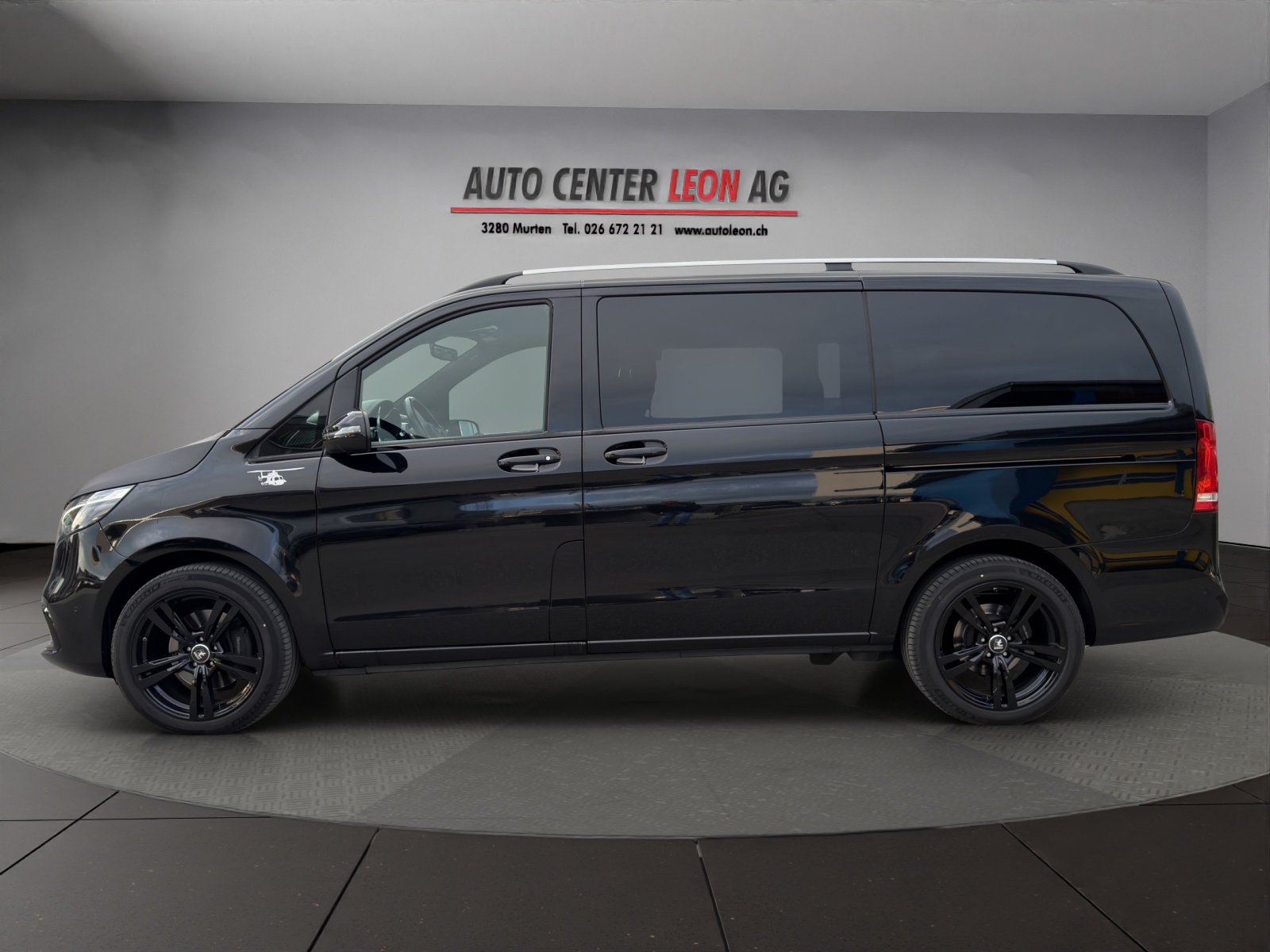 MERCEDES-BENZ V 300 d lang Avantgarde 4Matic 9G-Tronic-showroom-element-2