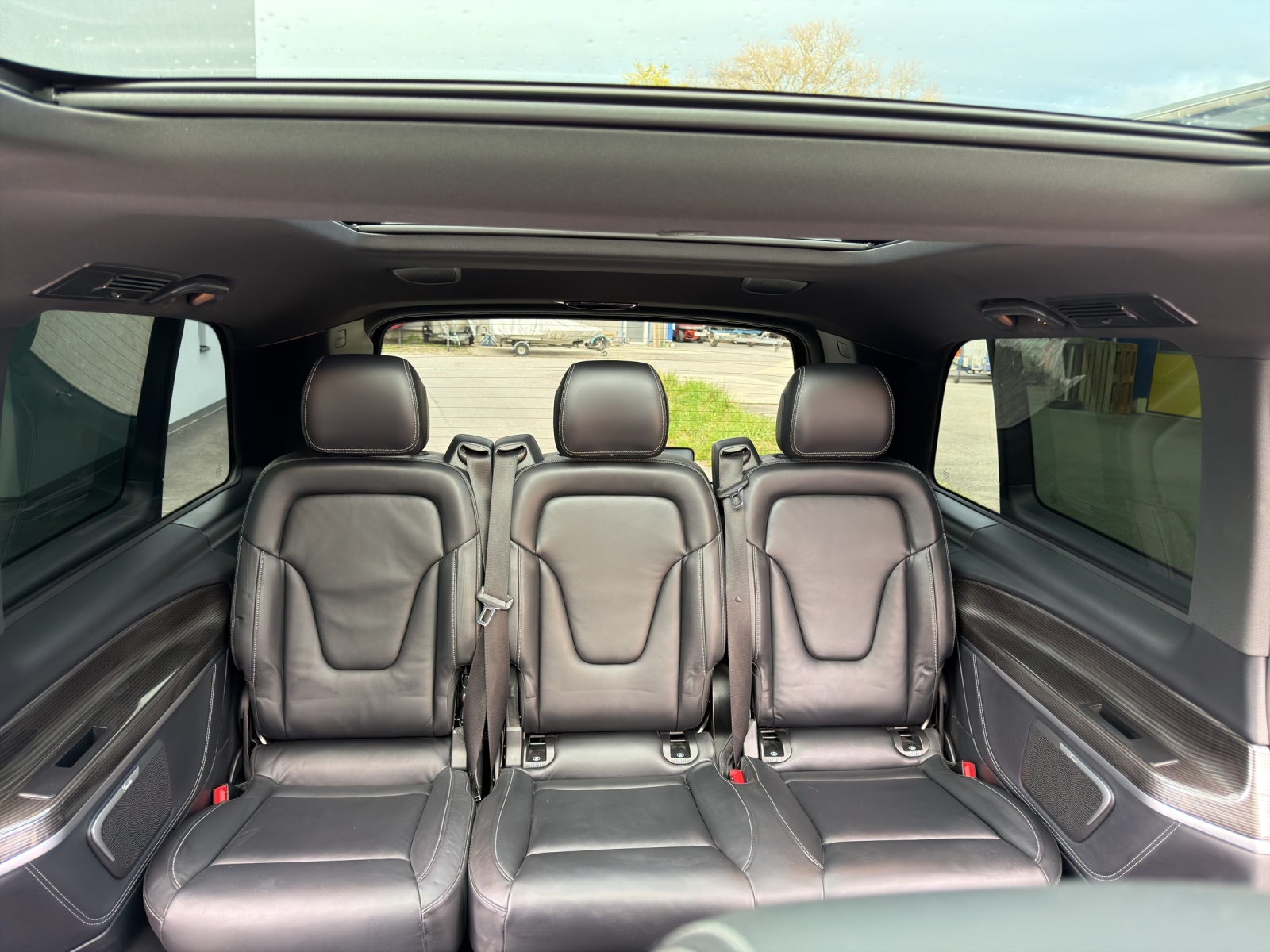 MERCEDES-BENZ V 300 d lang Avantgarde 4Matic 9G-Tronic-image-20
