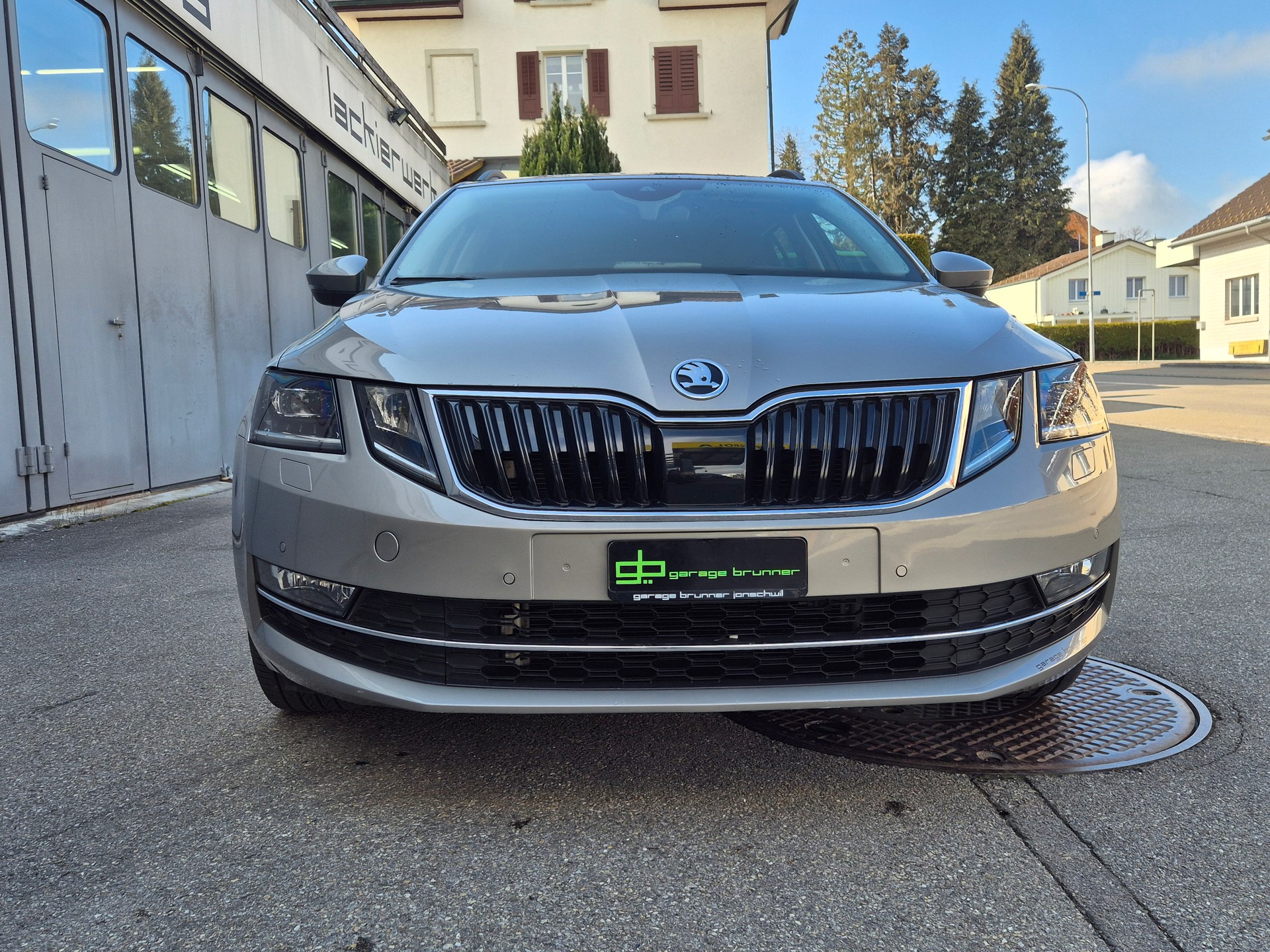 SKODA Octavia Combi 1.4 TSI G-tec Style CNG DSG-image-6