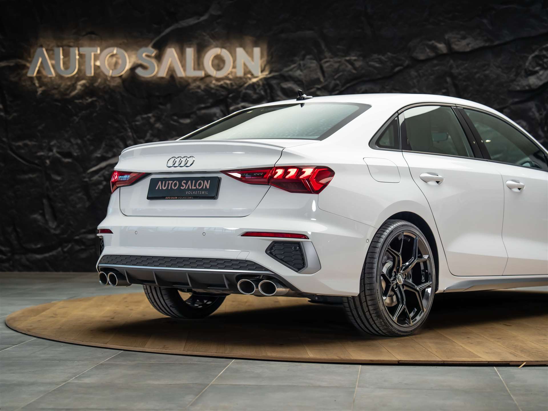 AUDI S3 Limousine 2.0 TFSI quattro S-tronic *19" Felgen*Ambientebeleuchtung*LED-Scheinwerfer*-image-21
