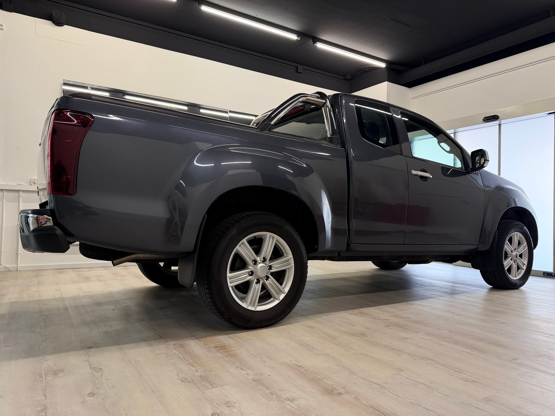 ISUZU D-MAX 1.9 SpaceCab Solar Plus 4x4 A-image-14