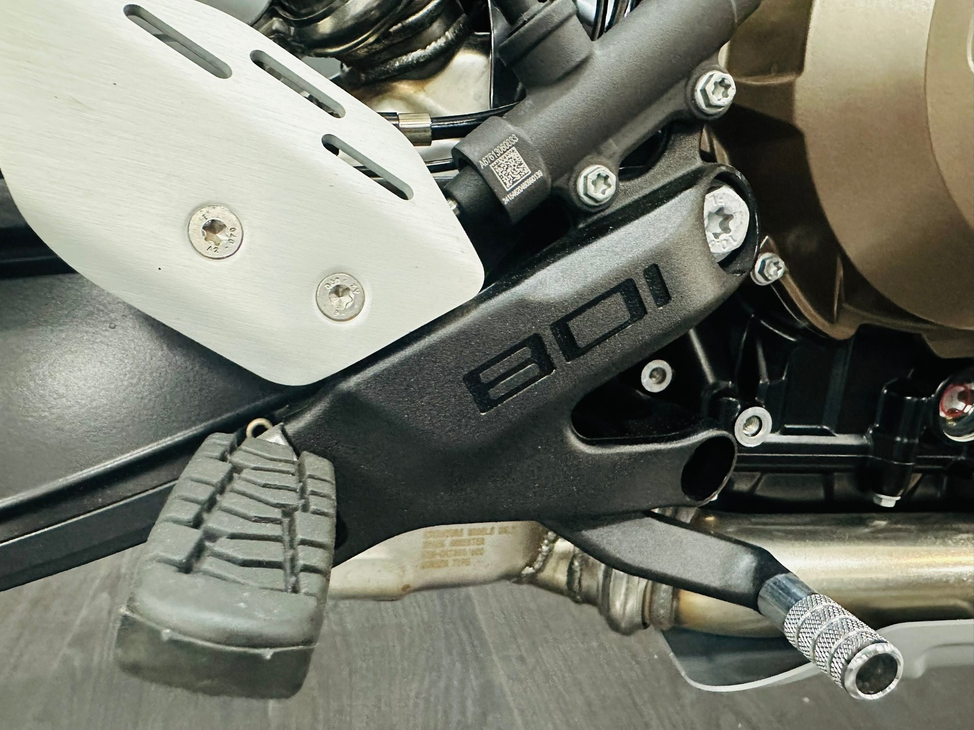 HUSQVARNA SVARTPILEN 801-image-11