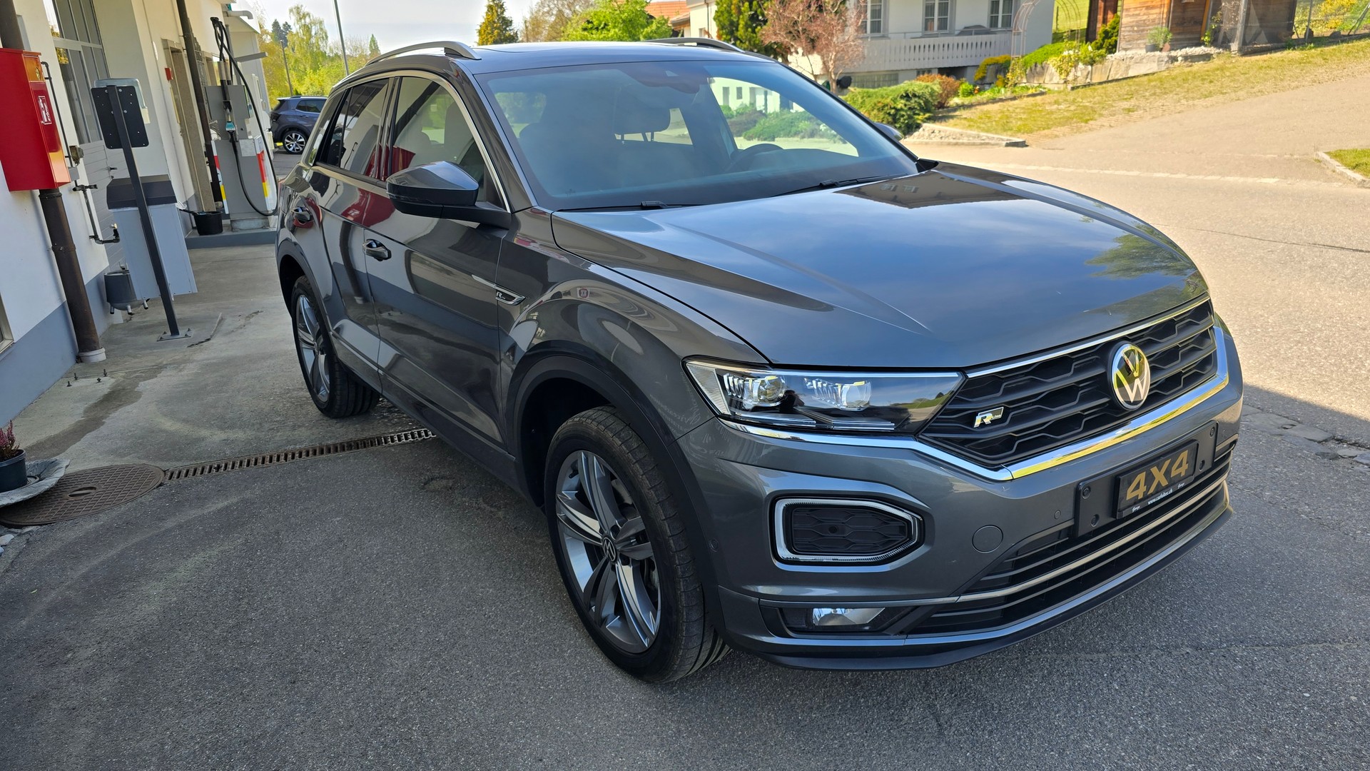 VW T-Roc 2.0 TSI Sport DSG 4Motion-image-5