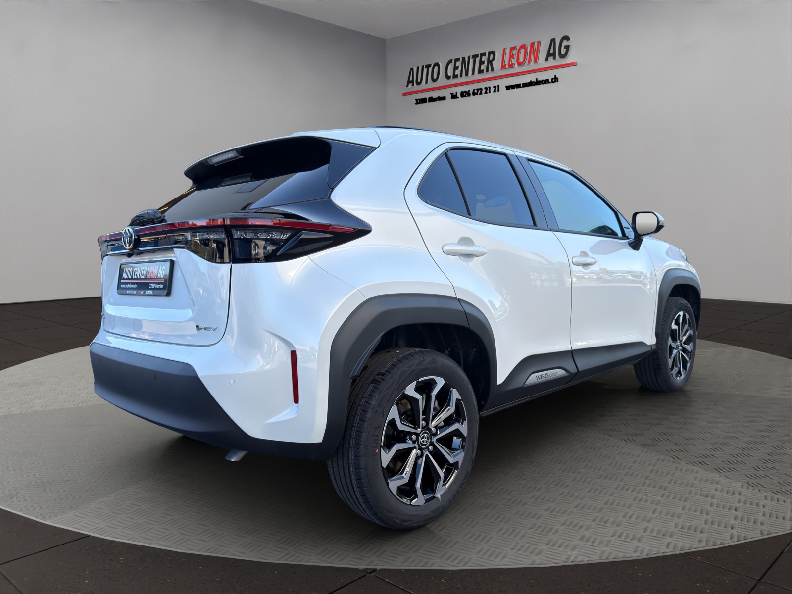 TOYOTA Yaris Cross 1.5 Active Drive e-CVT-image-5