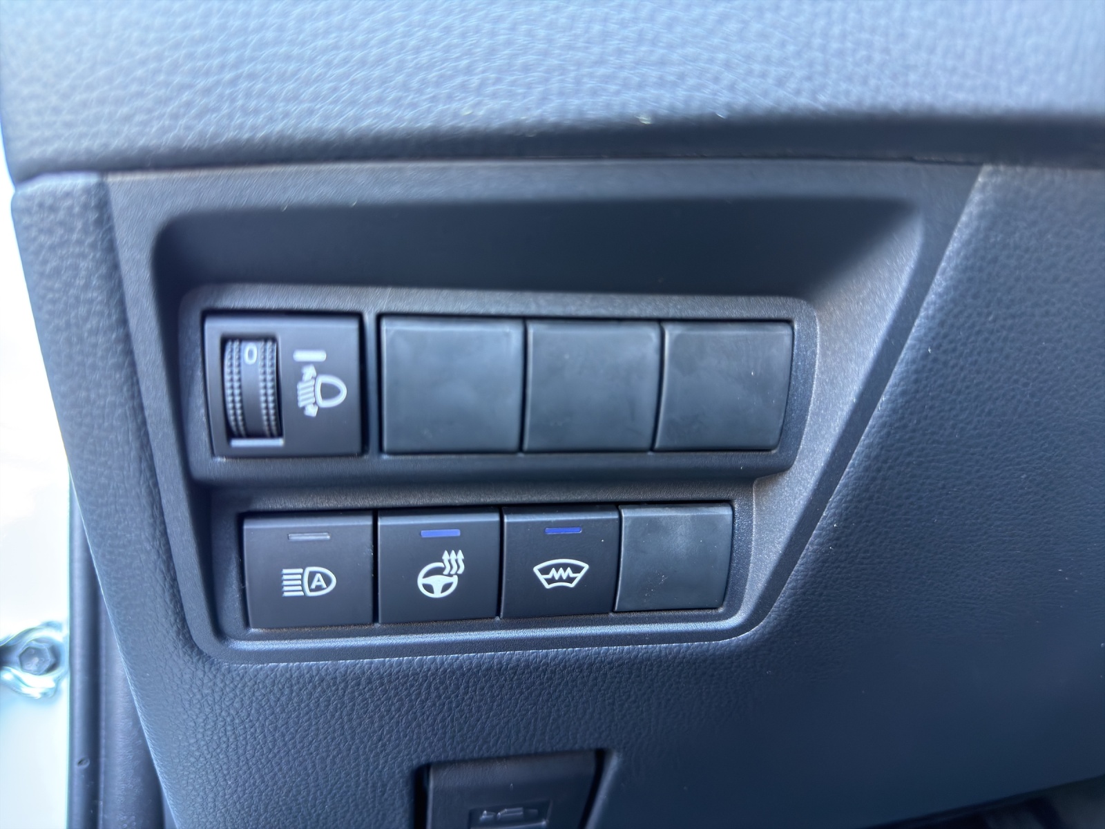 TOYOTA Yaris Cross 1.5 Active Drive e-CVT-image-24