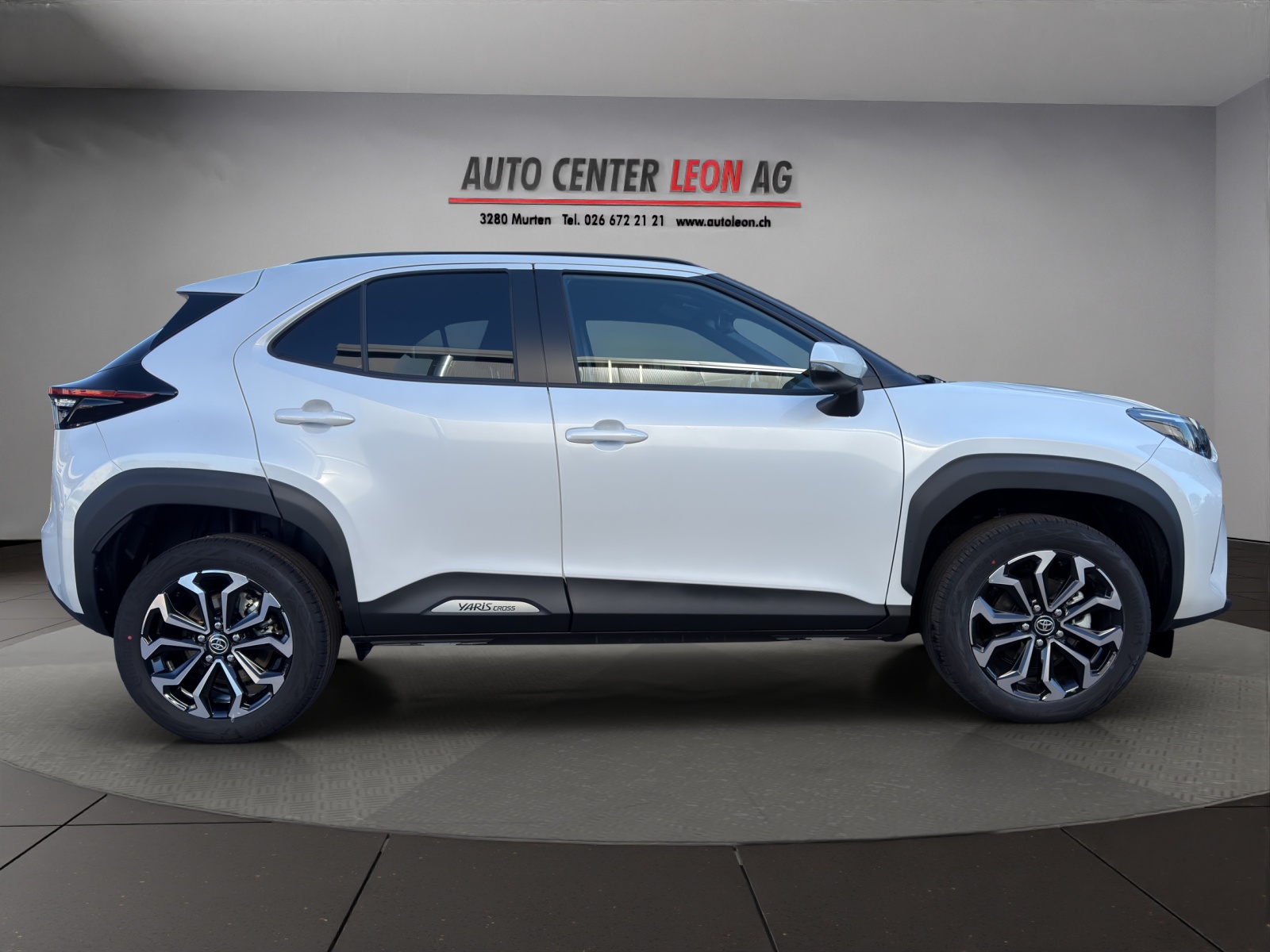 TOYOTA Yaris Cross 1.5 Active Drive e-CVT-image-6