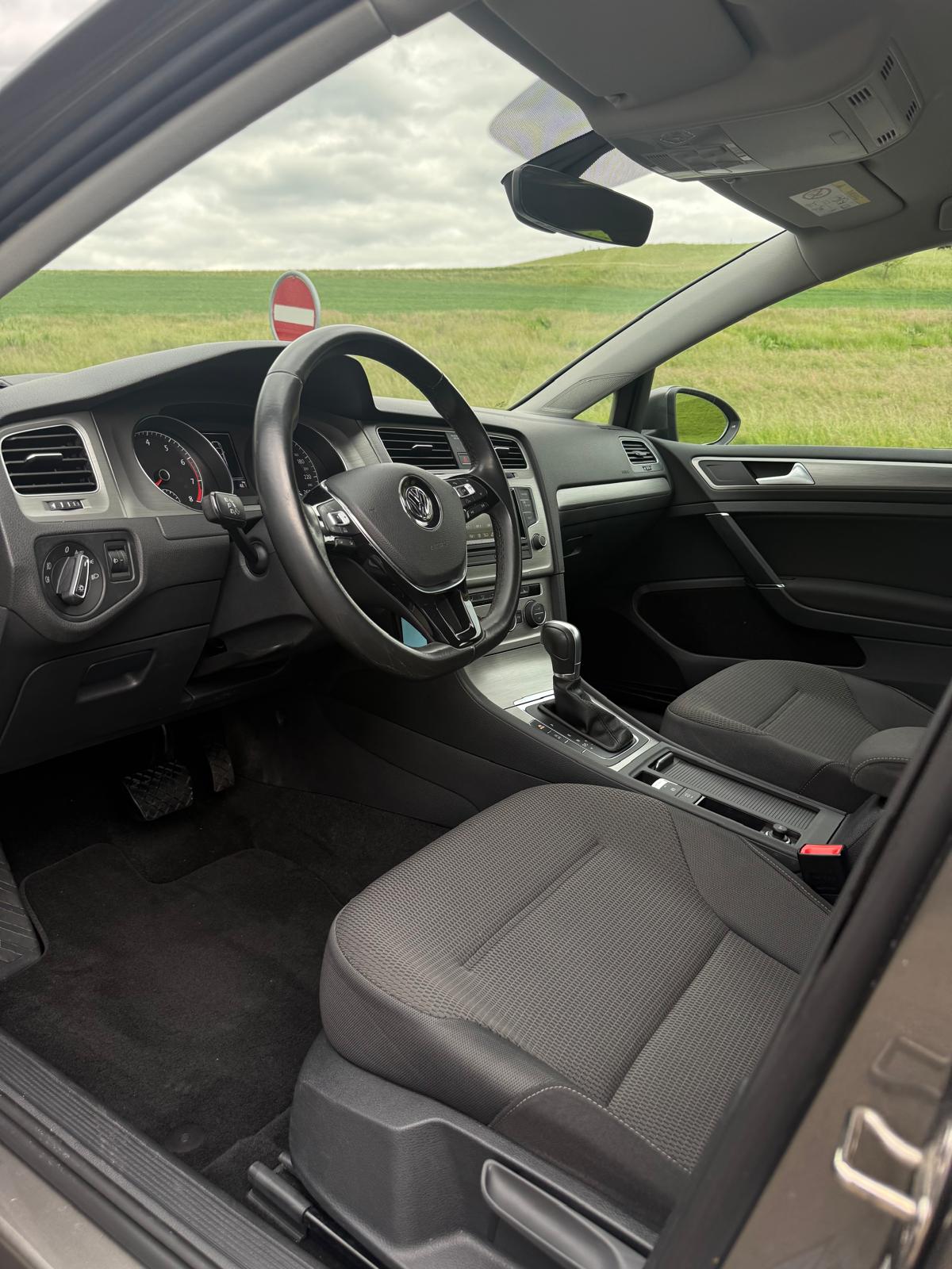 VW Golf 1.4 TSI Comfortline DSG-image-9