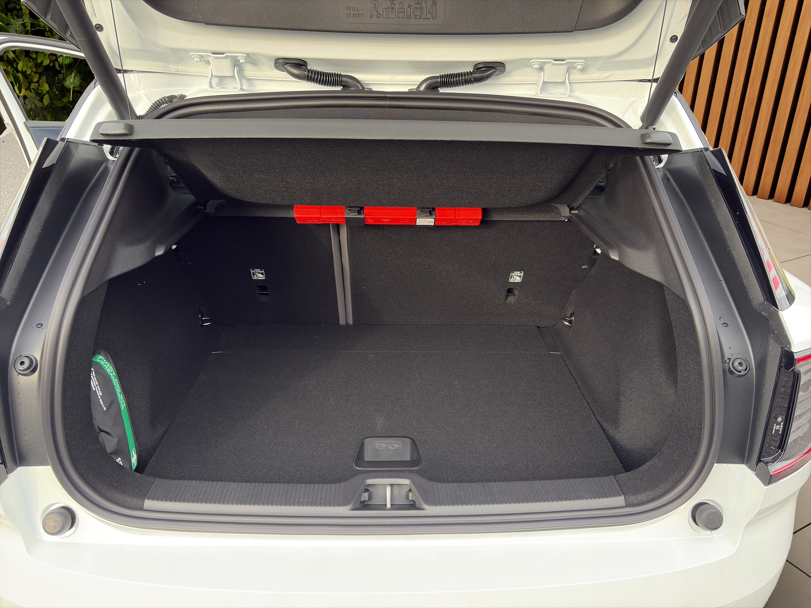 VOLVO EX 30 CC E60 Twin Performance AWD-image-14