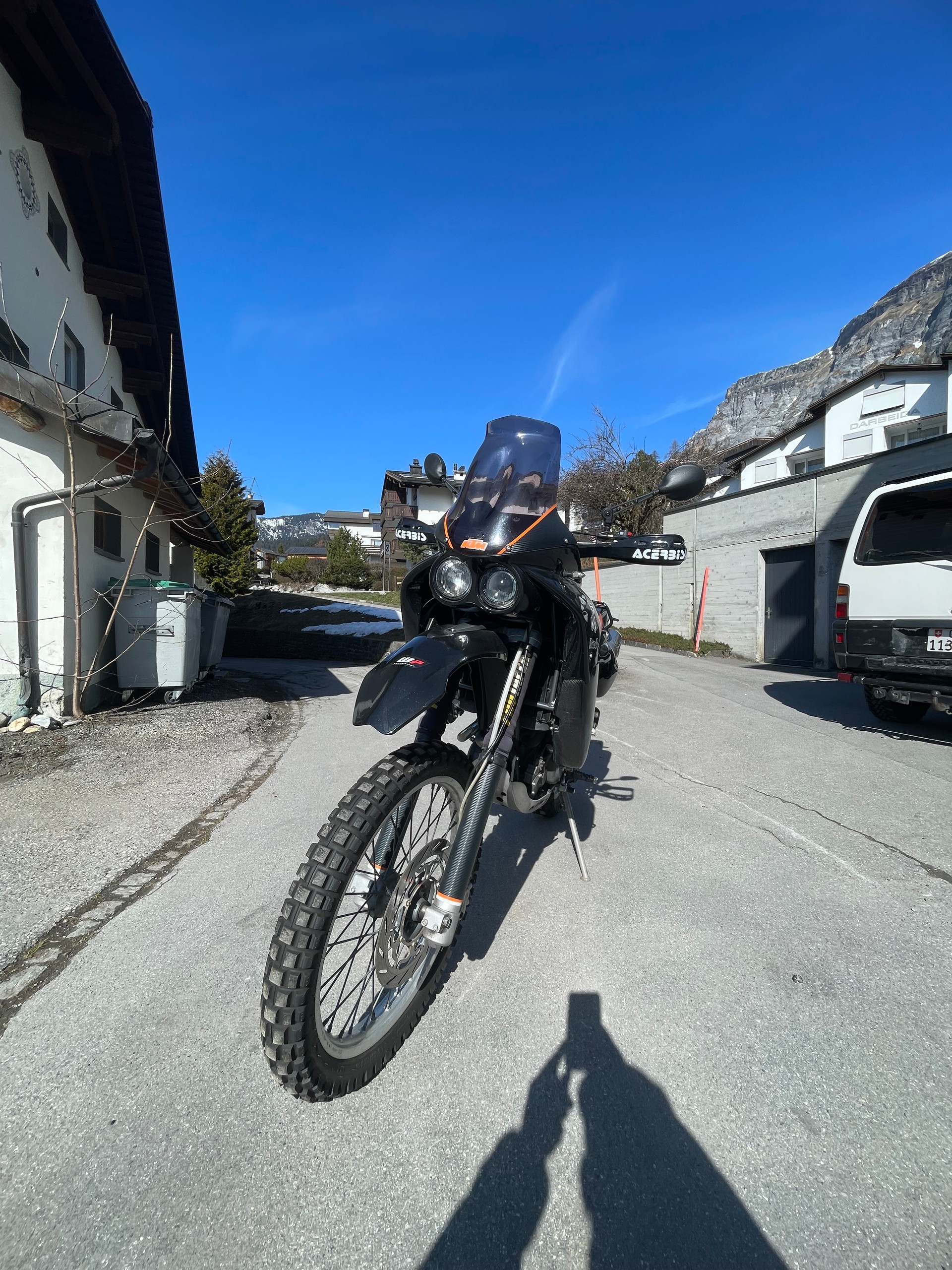 KTM 640 Adventure-image-2