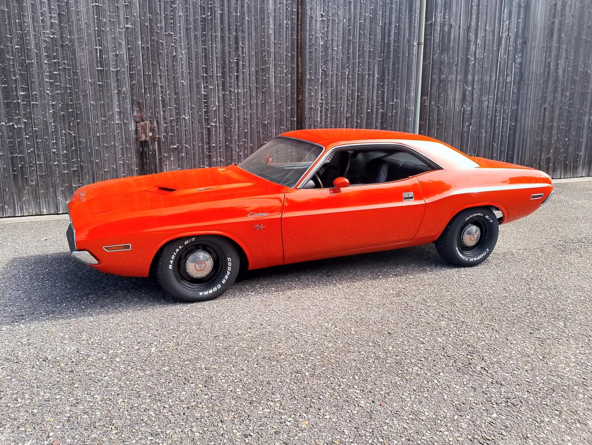 DODGE RT sixpack-showroom-element-2