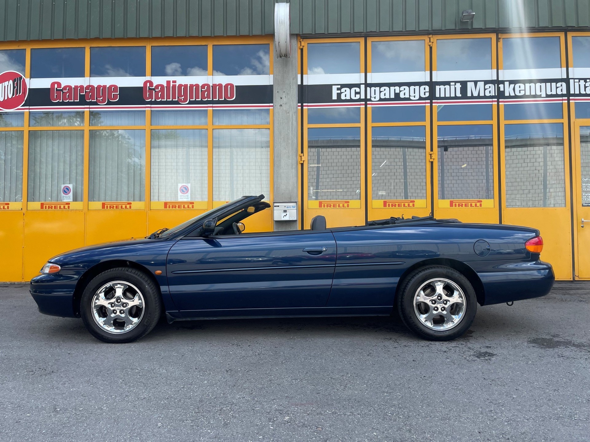 CHRYSLER Stratus 2.5 V6 LX Cabrio-image-2