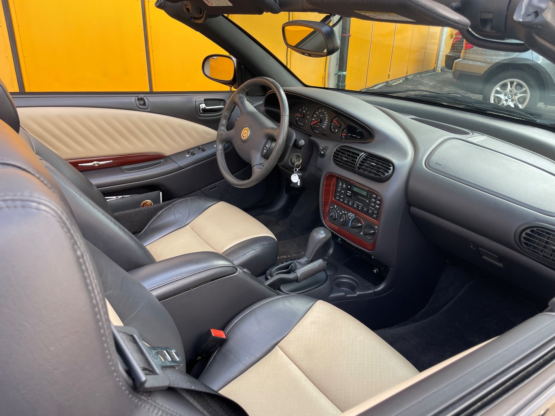 CHRYSLER Stratus 2.5 V6 LX Cabrio-image-8